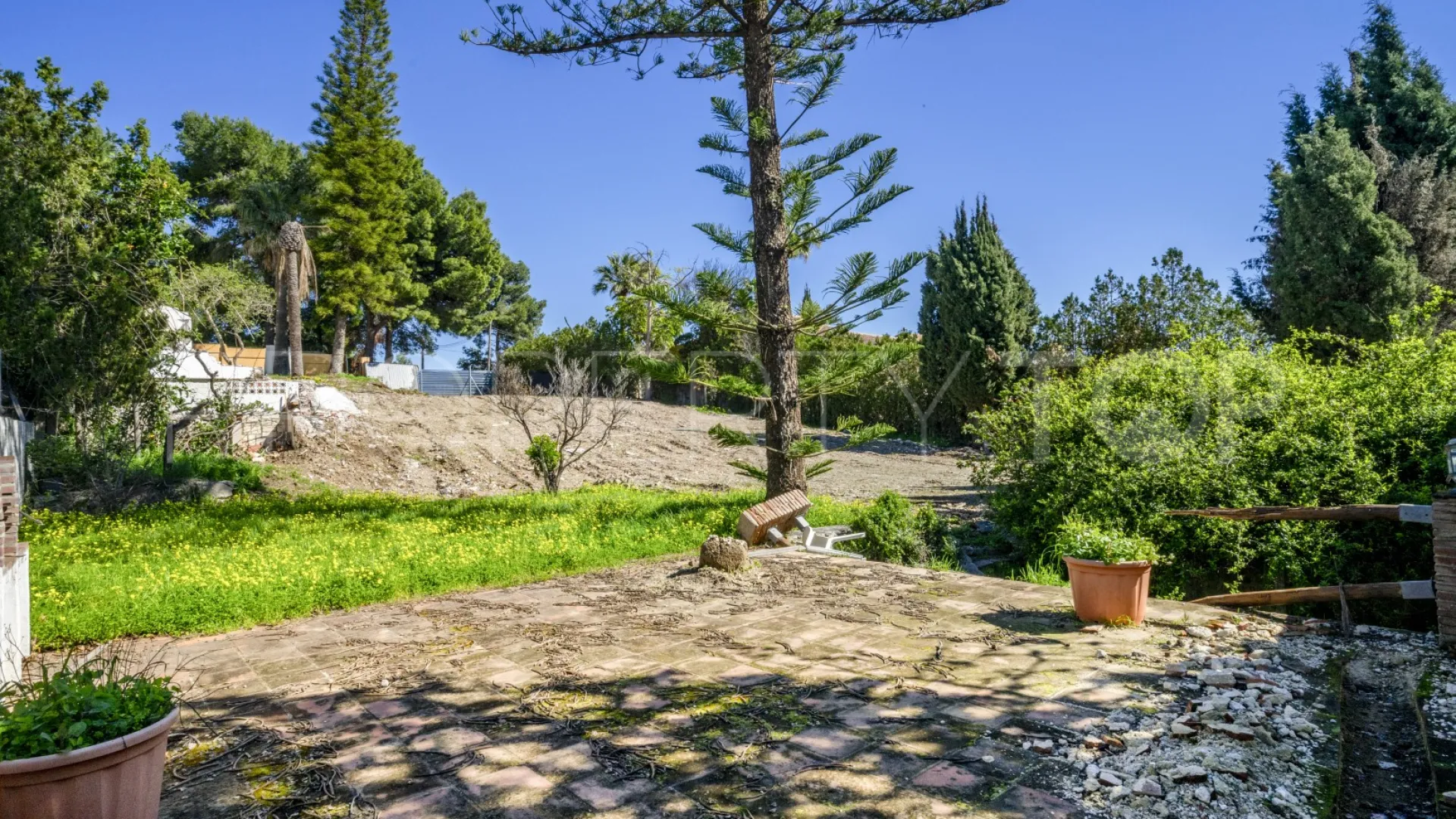Plot for sale in Nueva Andalucia
