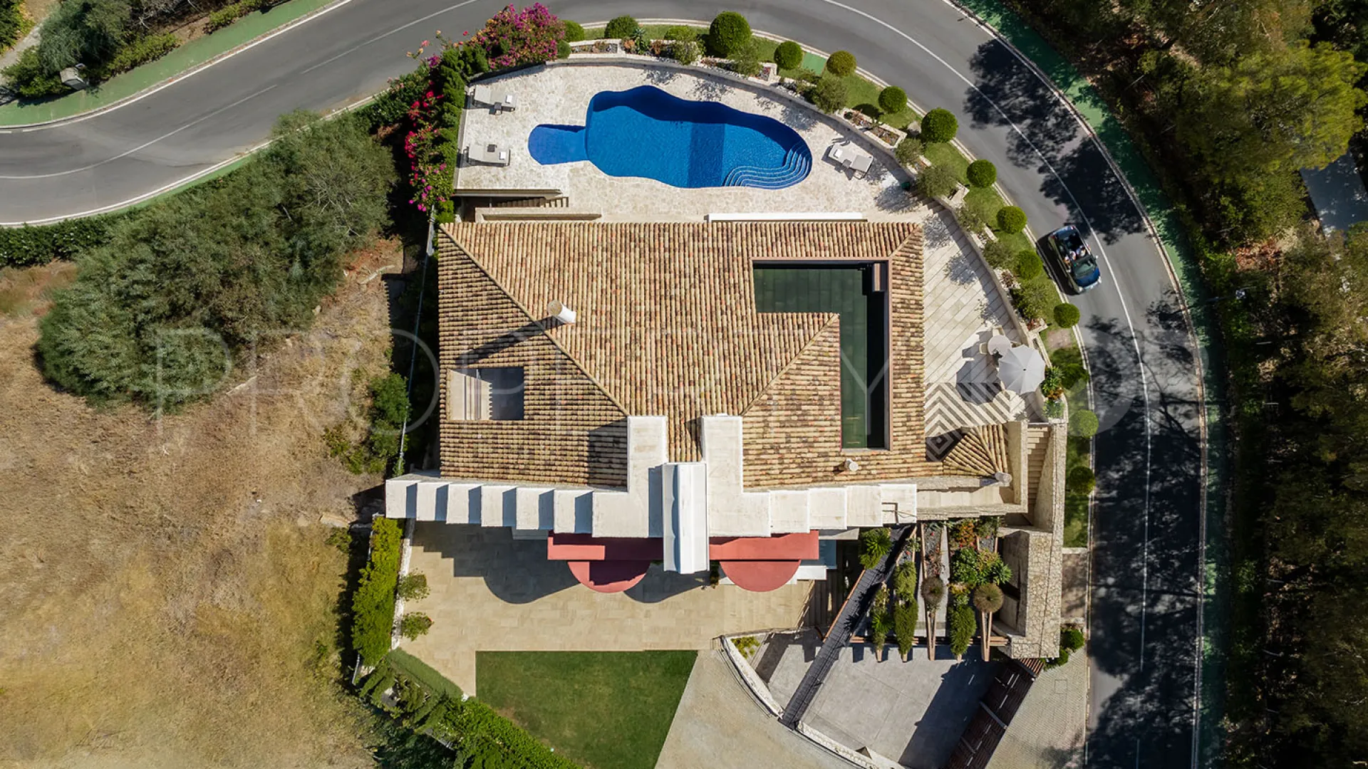 Villa en venta en La Quinta con 5 dormitorios
