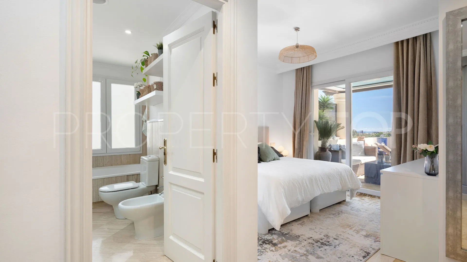 2 bedrooms Las Alamandas penthouse for sale