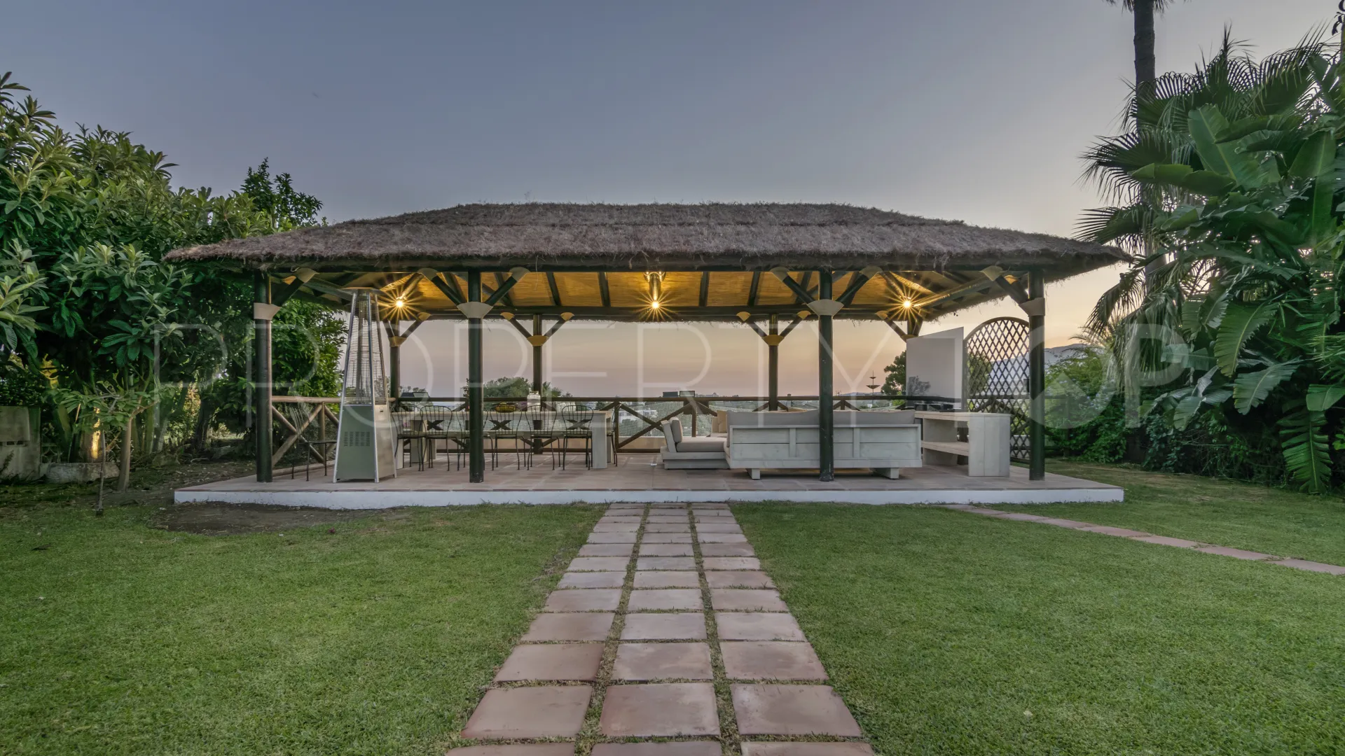 Villa en venta de 7 dormitorios en Alta Vista