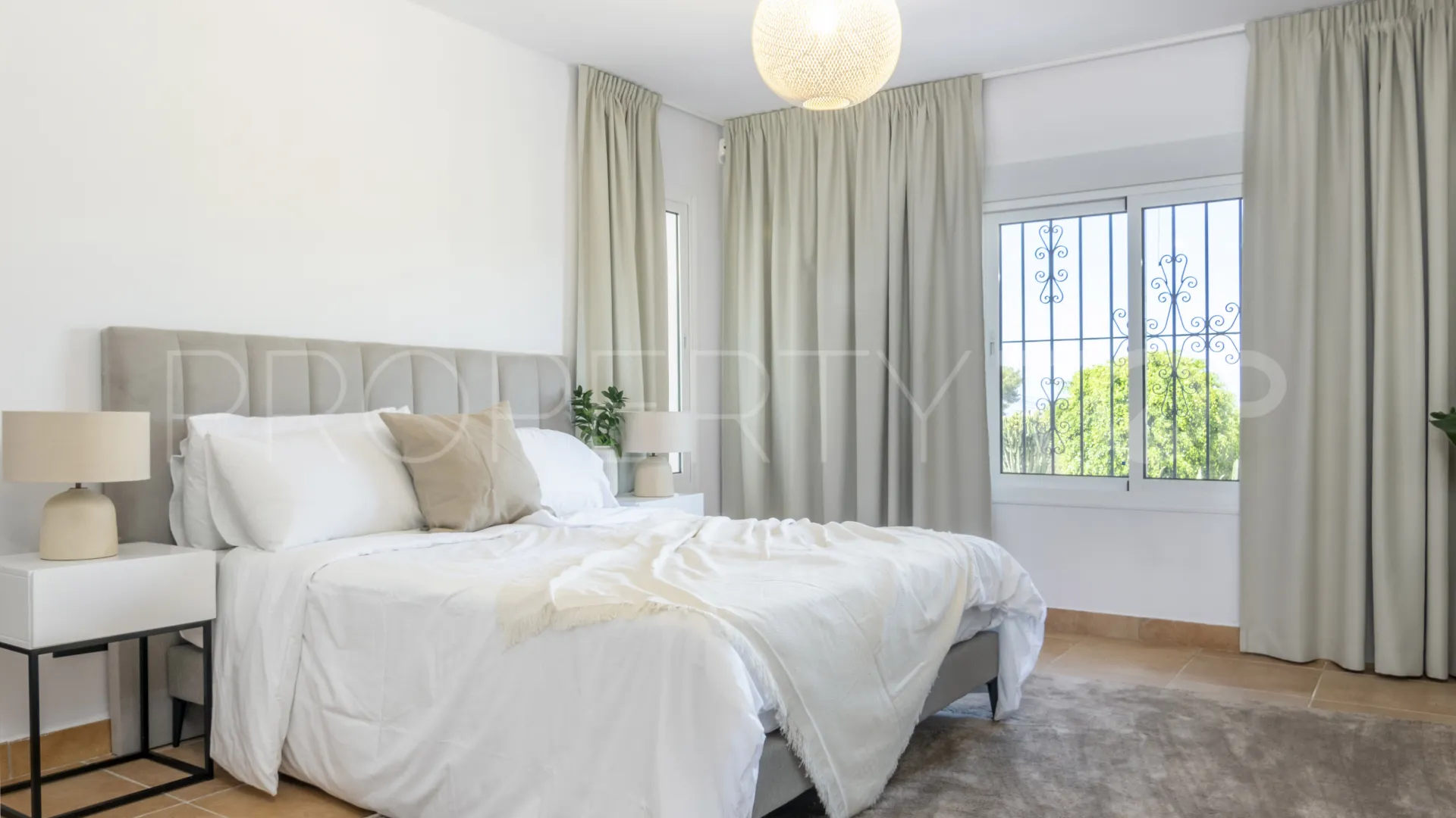 Villa en venta de 7 dormitorios en Alta Vista