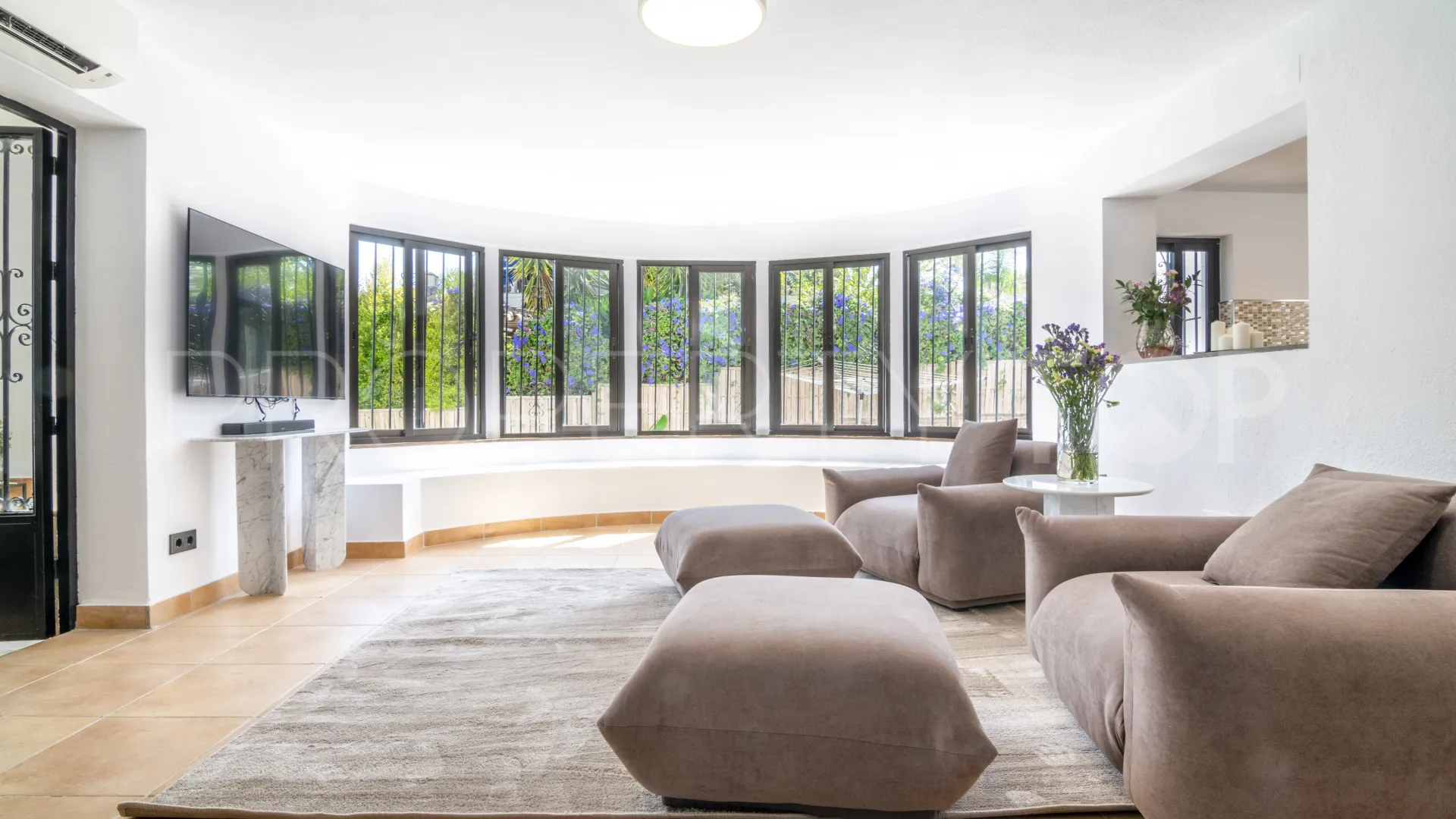 Villa en venta de 7 dormitorios en Alta Vista