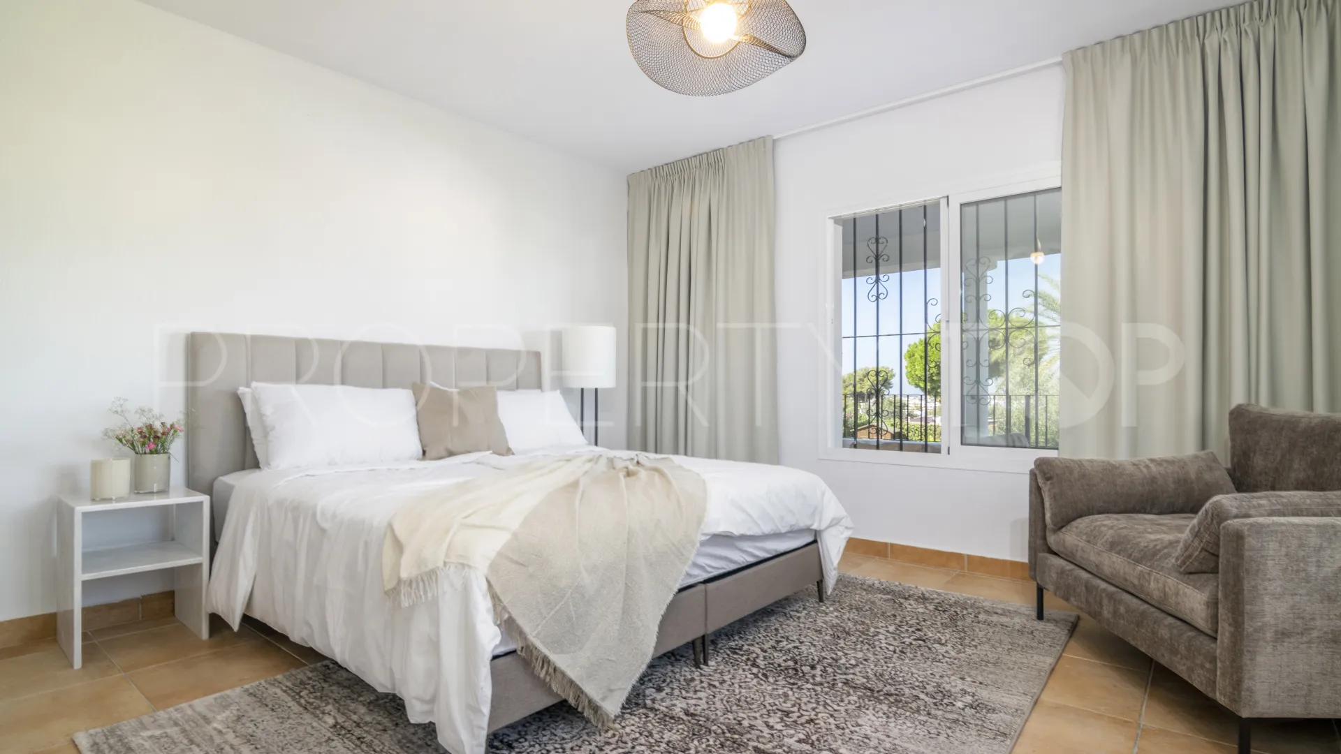 Villa en venta de 7 dormitorios en Alta Vista
