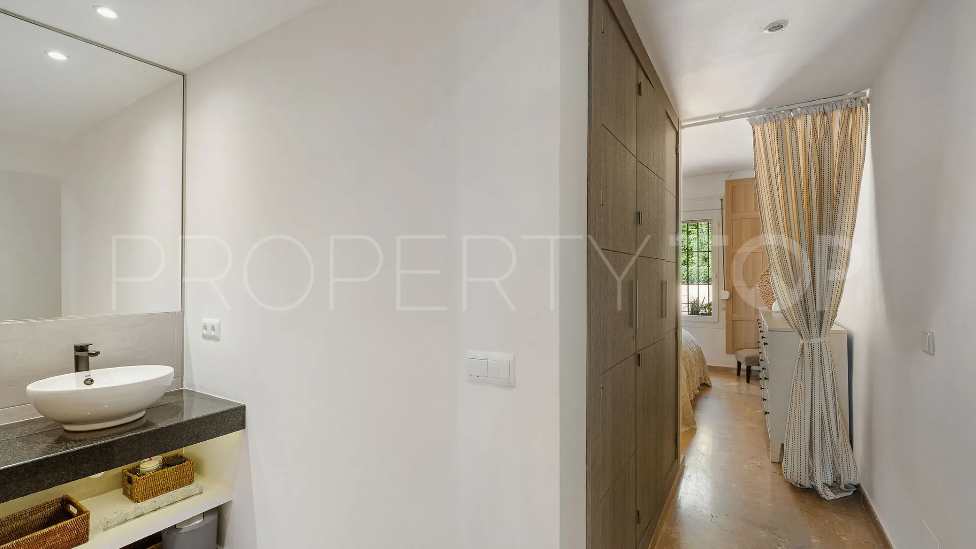 Apartamento planta baja de 3 dormitorios a la venta en Cumbres del Rodeo