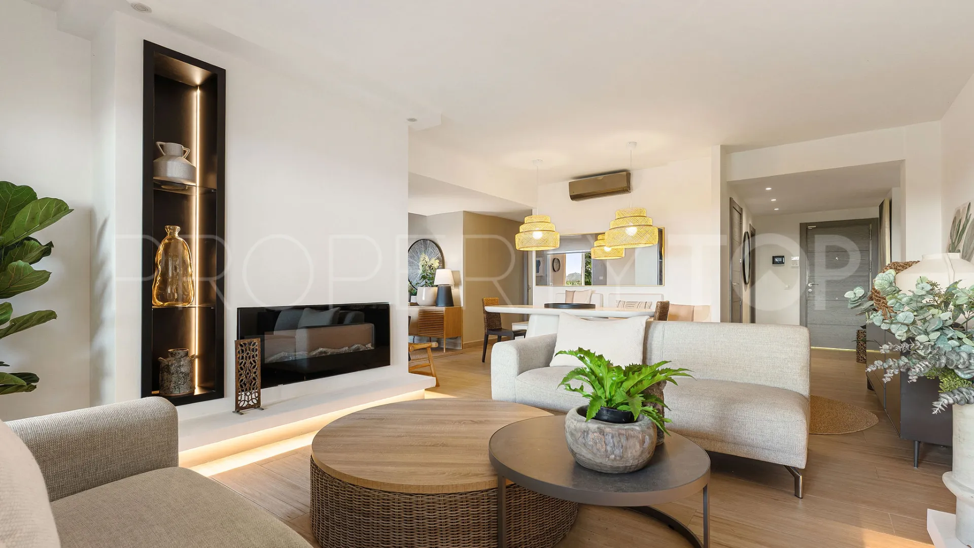 Apartamento planta baja de 3 dormitorios a la venta en Cumbres del Rodeo
