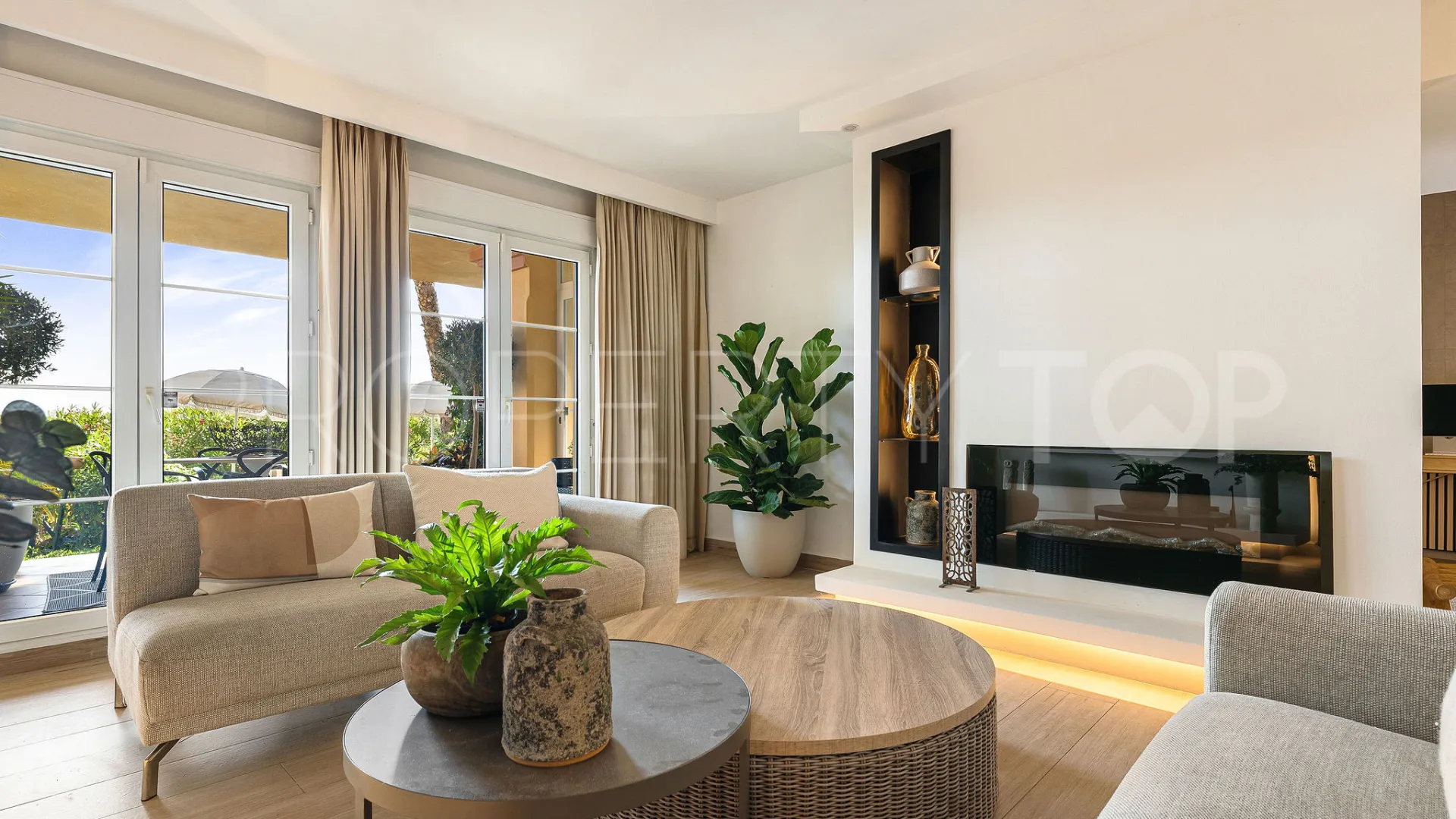 Apartamento planta baja de 3 dormitorios a la venta en Cumbres del Rodeo