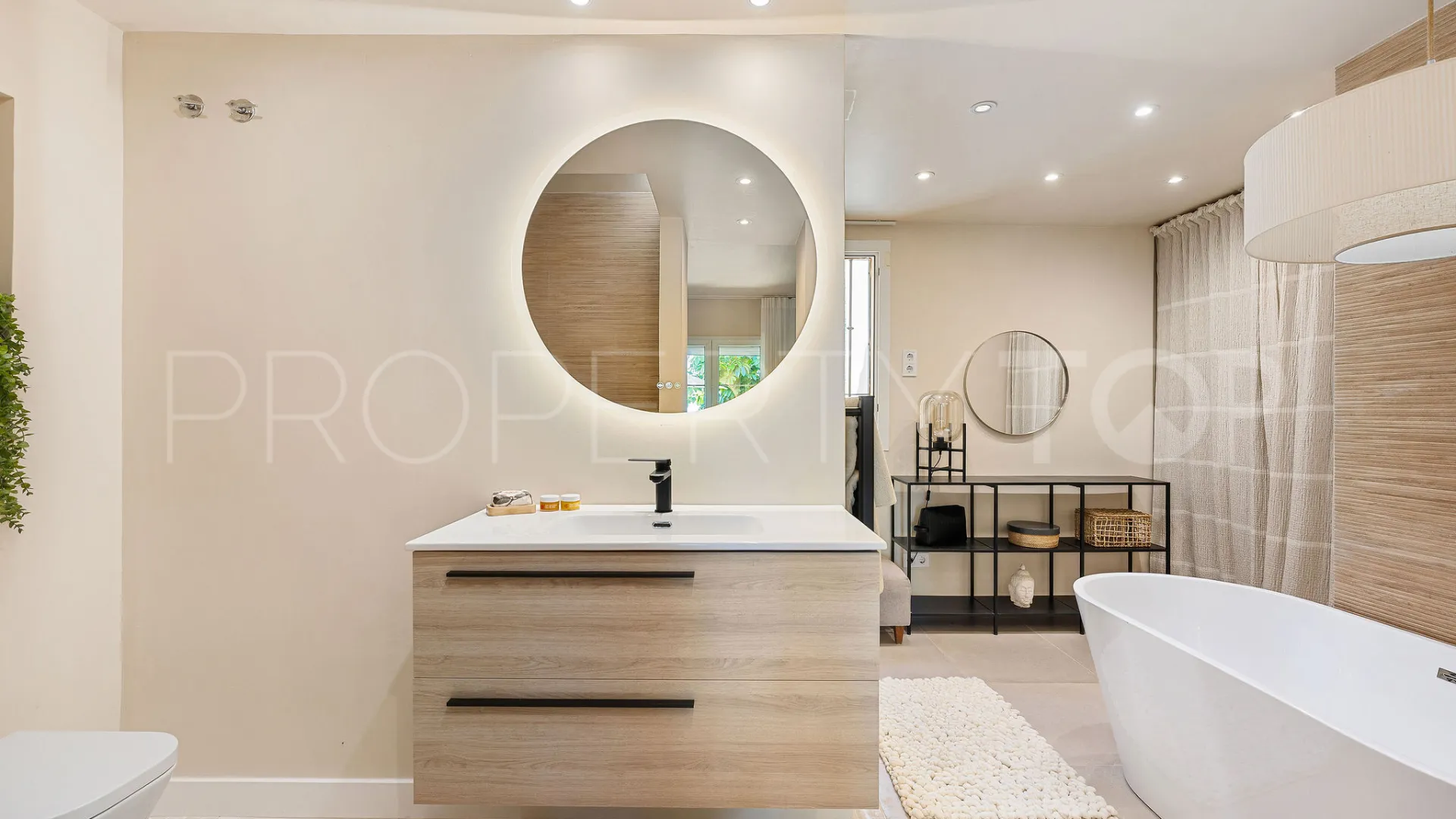 Apartamento planta baja de 3 dormitorios a la venta en Cumbres del Rodeo