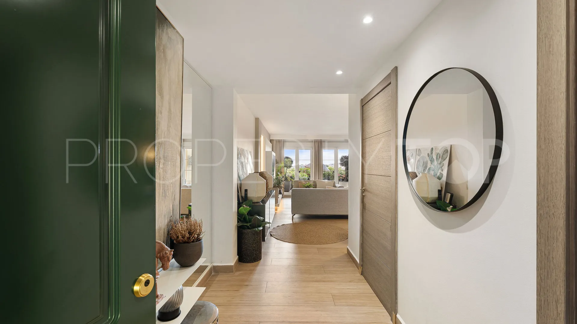Apartamento planta baja de 3 dormitorios a la venta en Cumbres del Rodeo