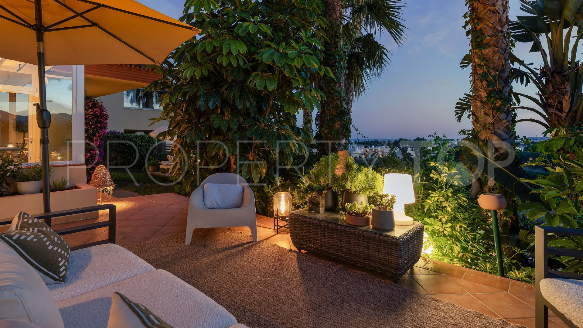 Apartamento planta baja de 3 dormitorios a la venta en Cumbres del Rodeo