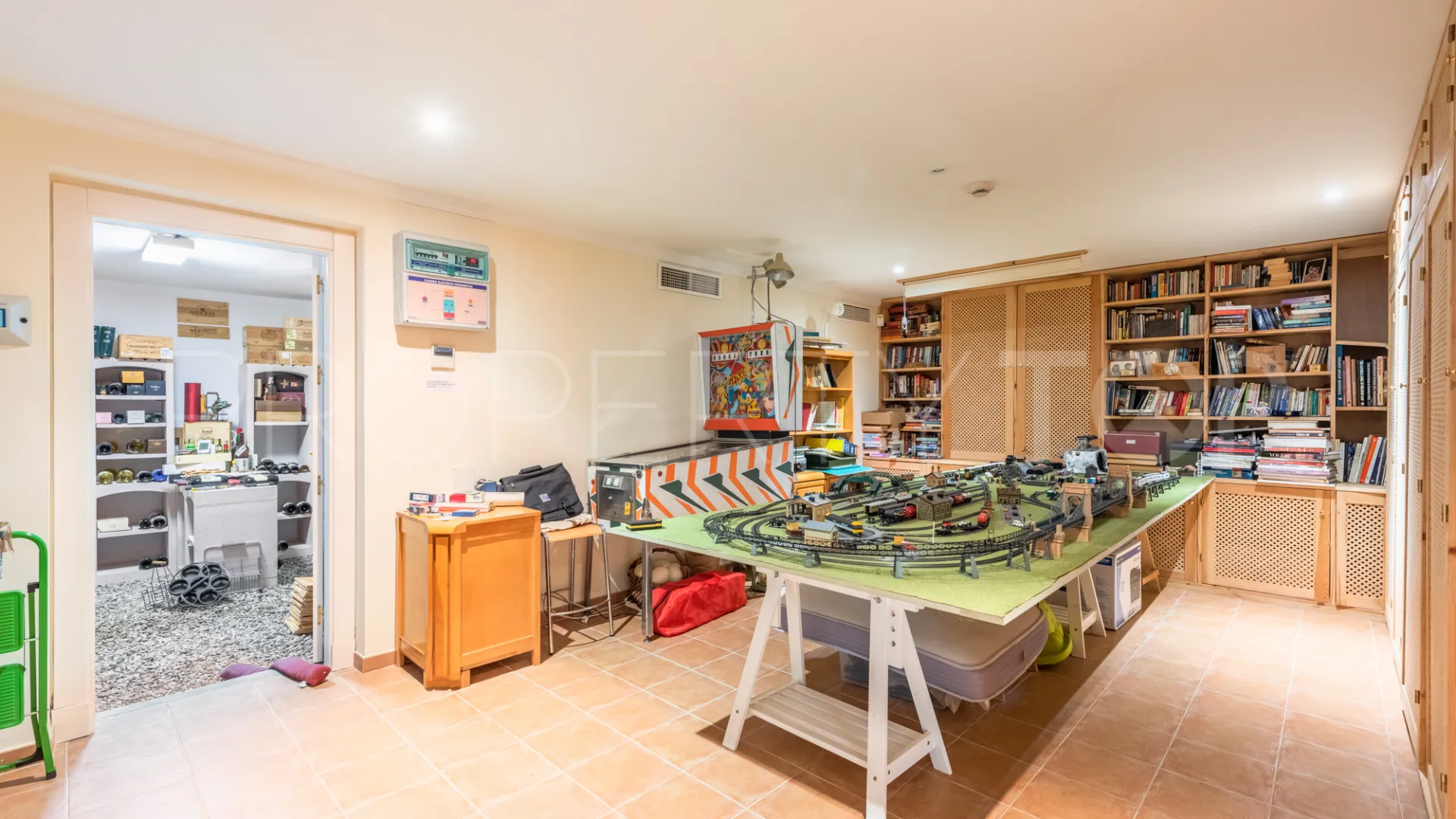 For sale villa with 9 bedrooms in Zona F