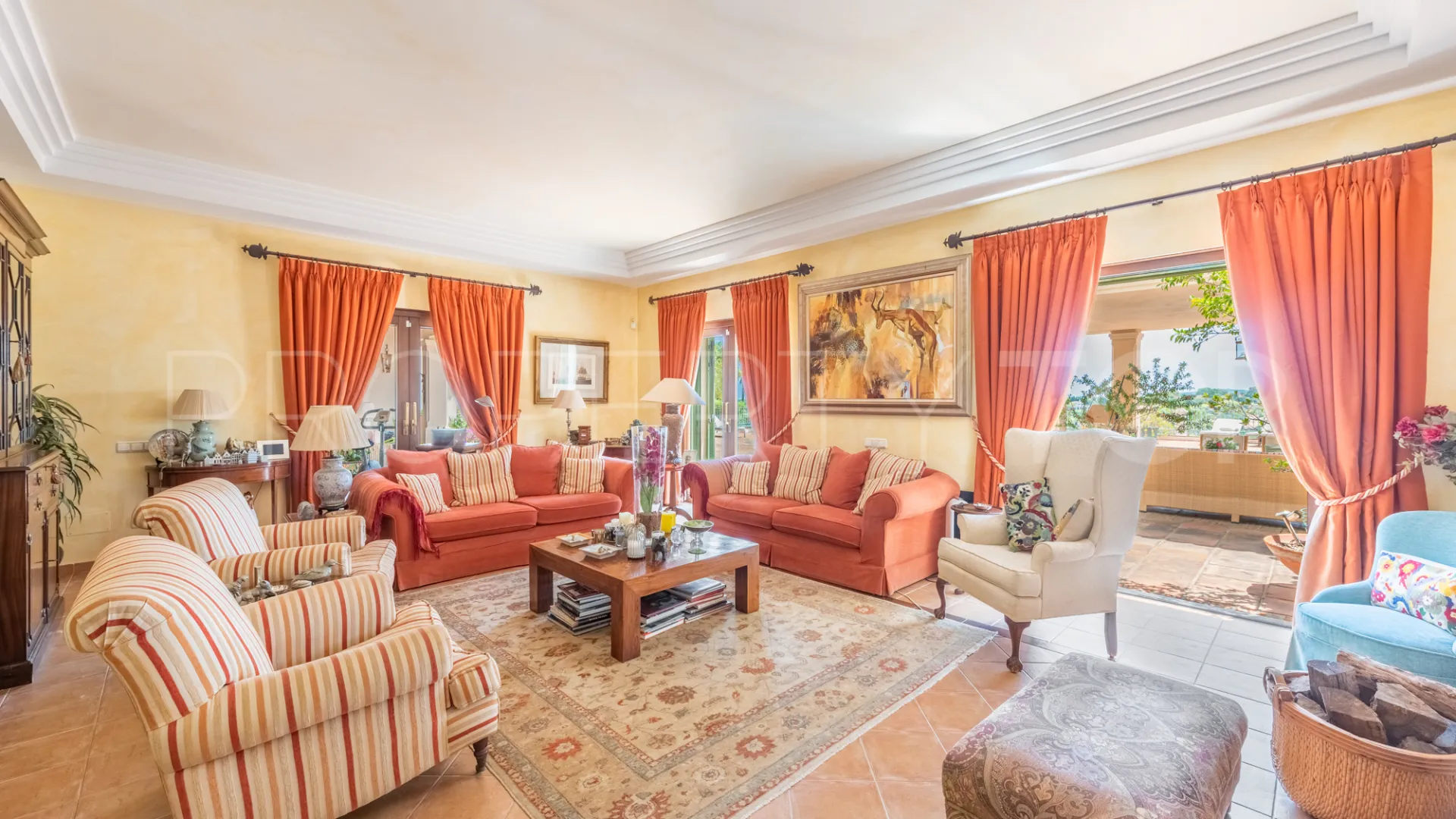 For sale villa with 9 bedrooms in Zona F