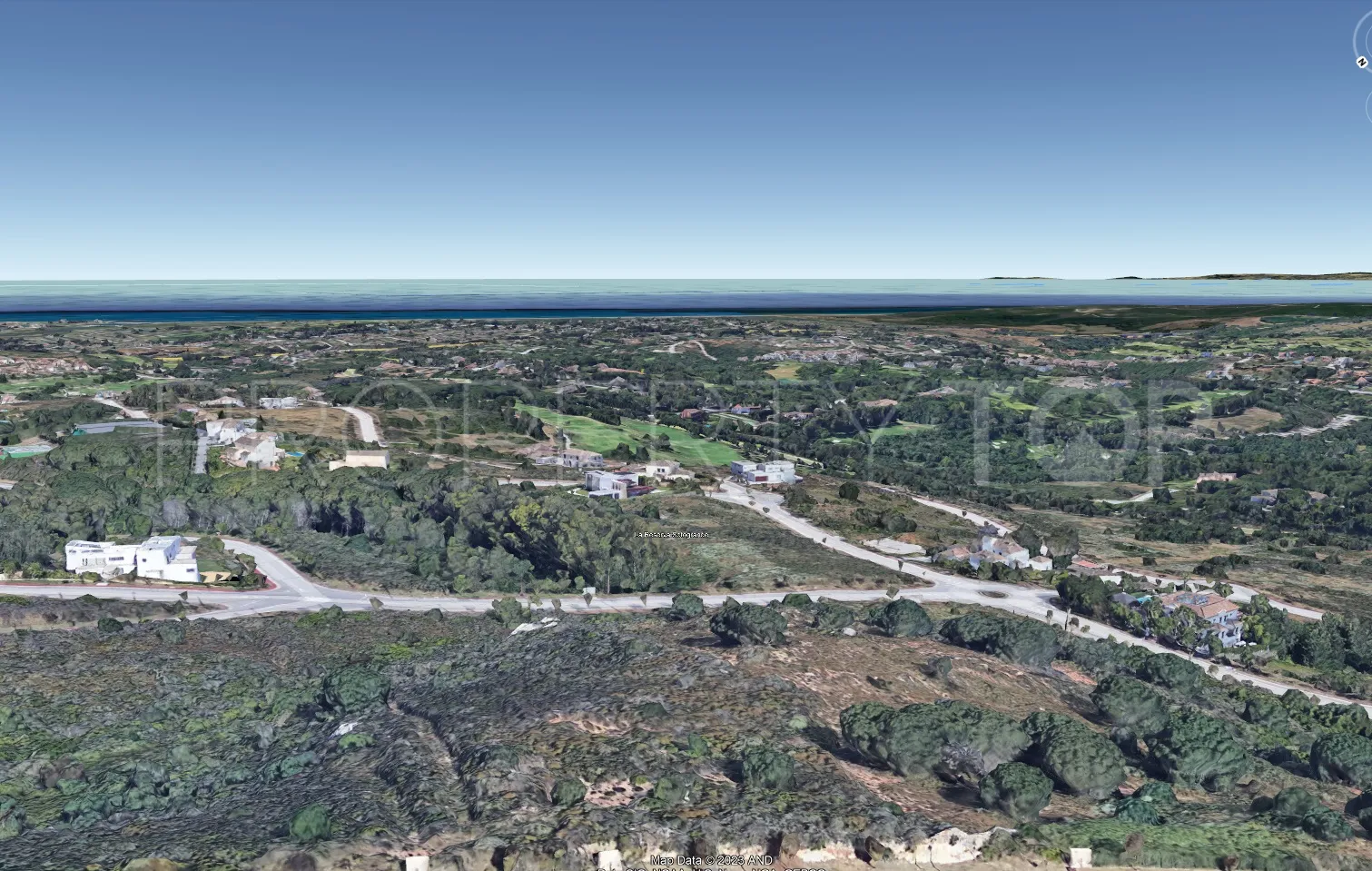 Zona M plot for sale