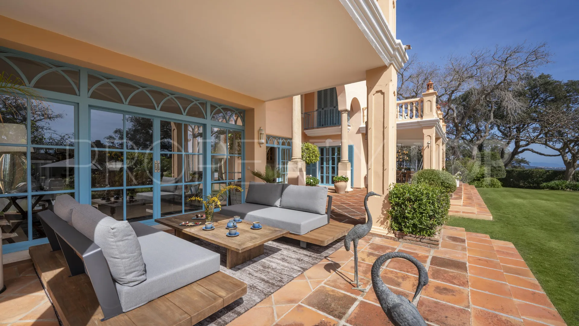 Villa en venta con 6 dormitorios en San Roque Club