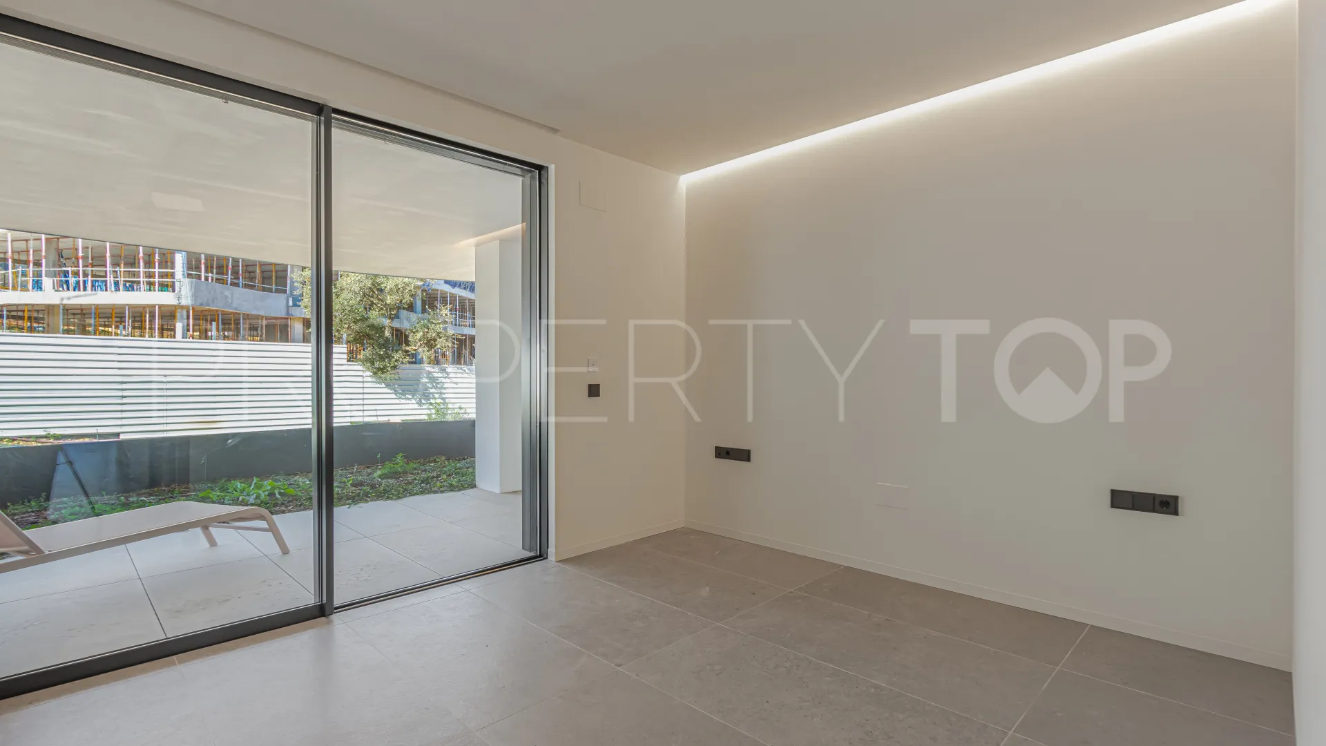 Apartment for sale in Village Verde with 4 bedrooms