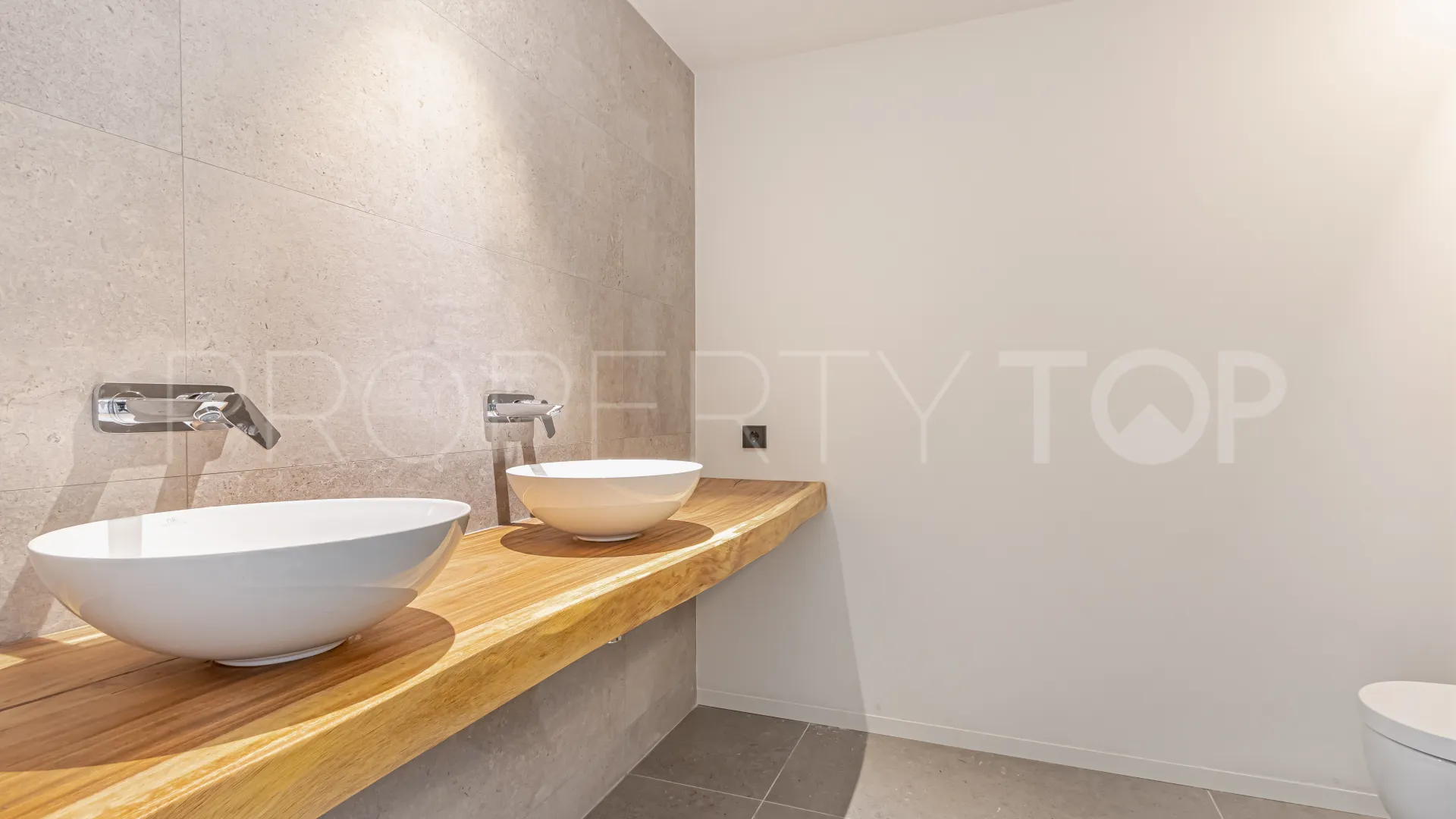 Apartment for sale in Village Verde with 4 bedrooms