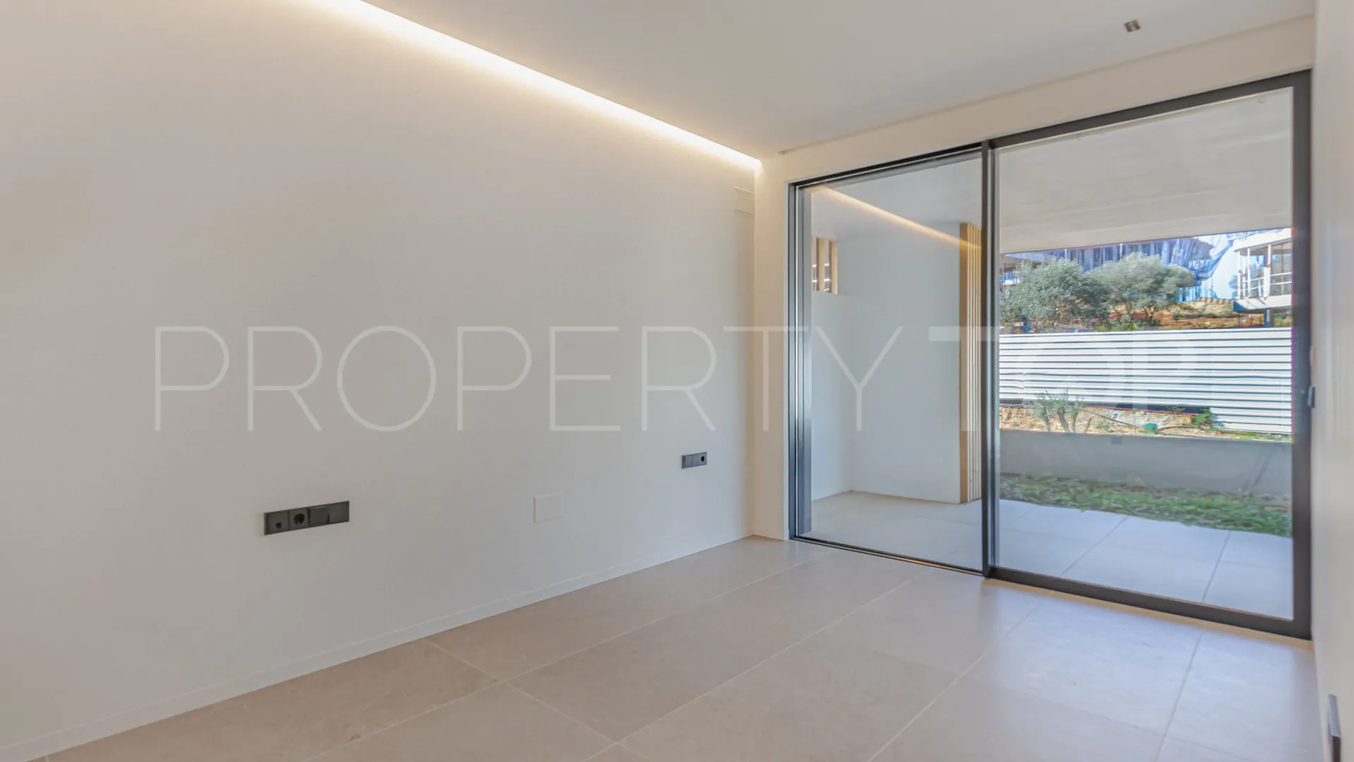Apartment for sale in Village Verde with 4 bedrooms