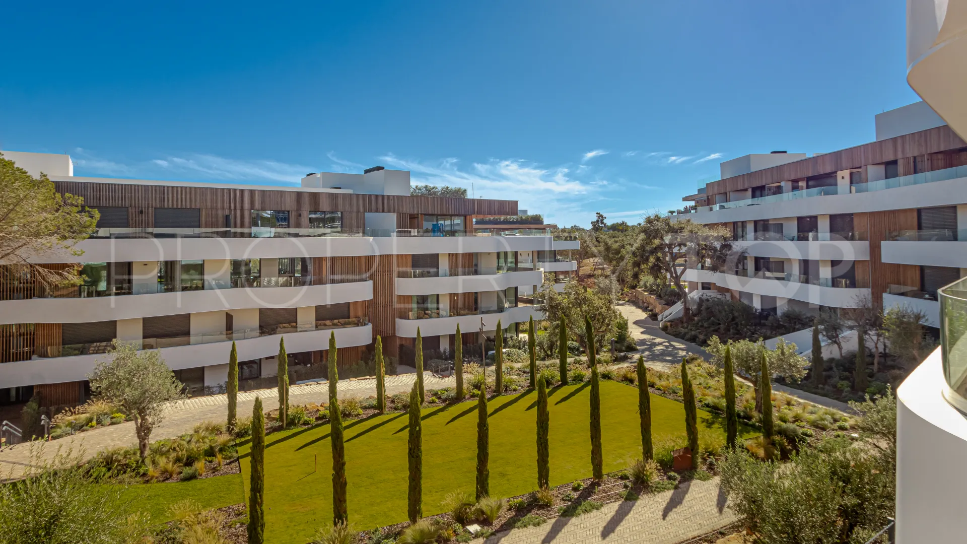 Apartment for sale in Village Verde with 4 bedrooms