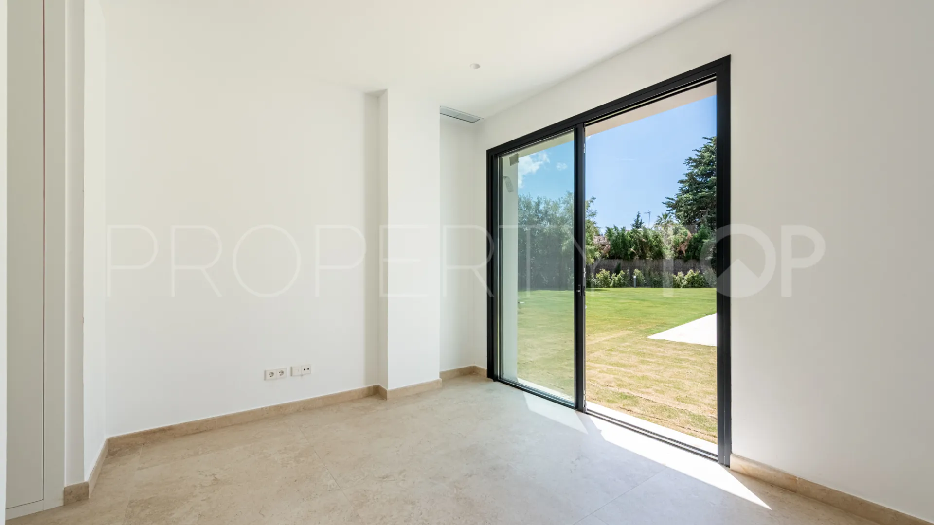 Villa in Zona B for sale