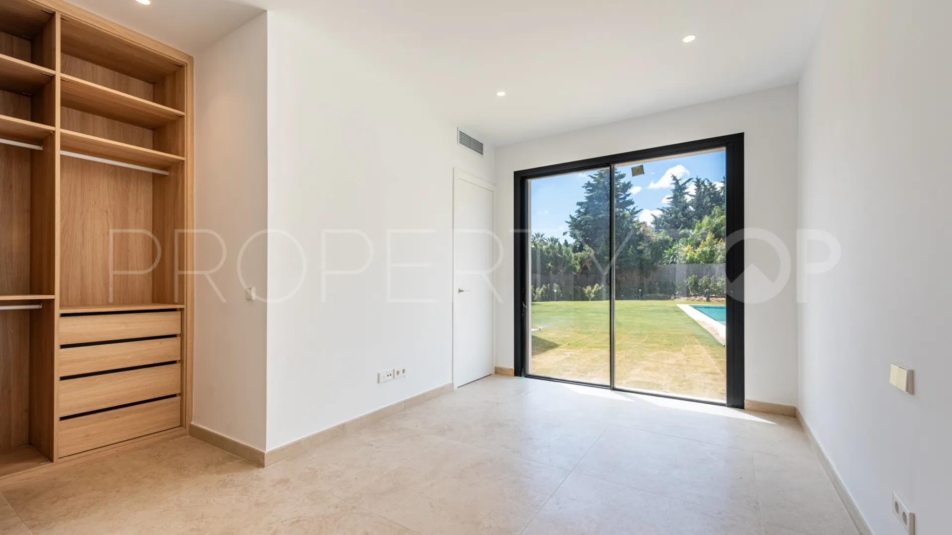 Villa in Zona B for sale