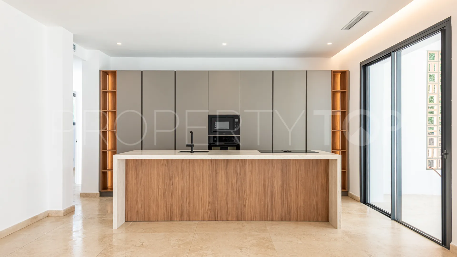 Villa in Zona B for sale