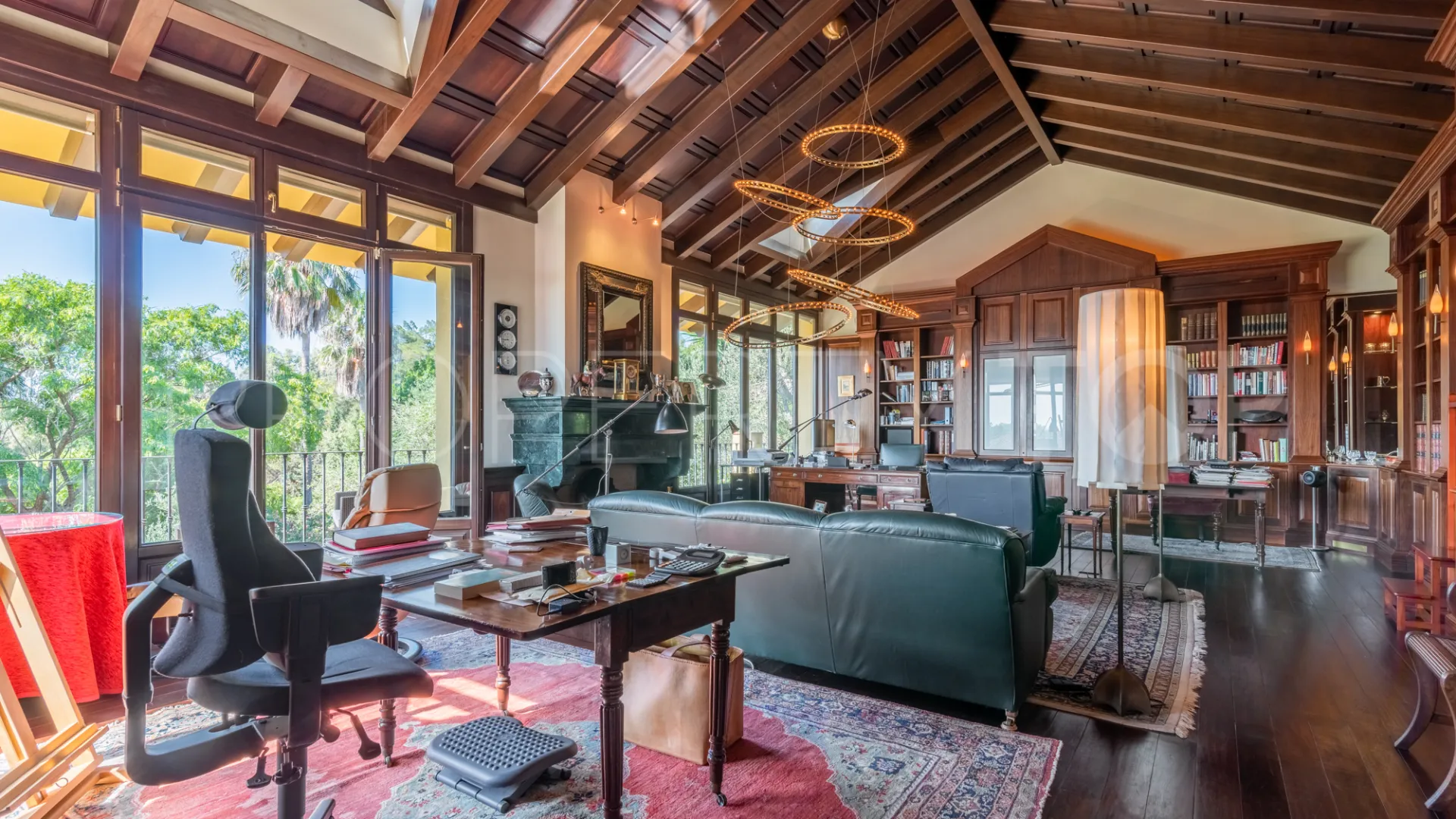 Villa for sale in Zona F with 5 bedrooms