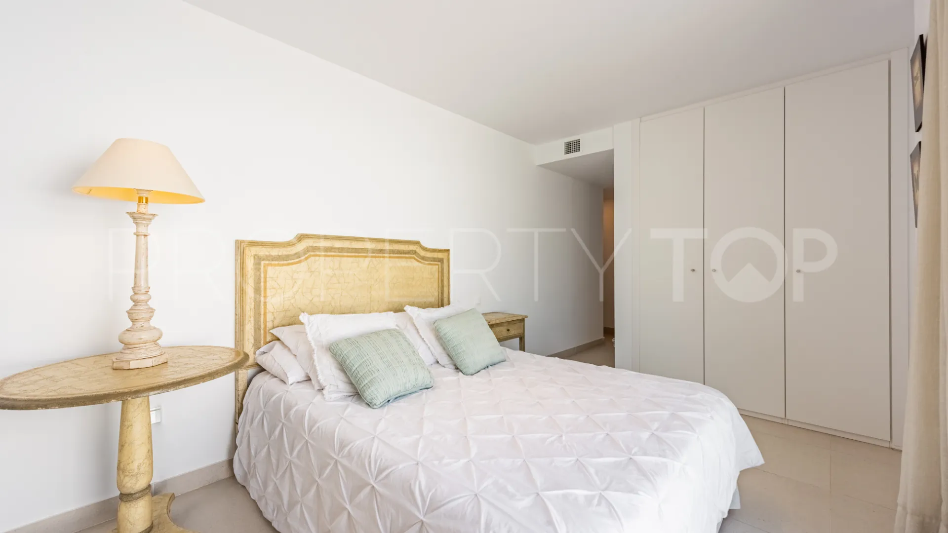 Senda Chica apartment for sale
