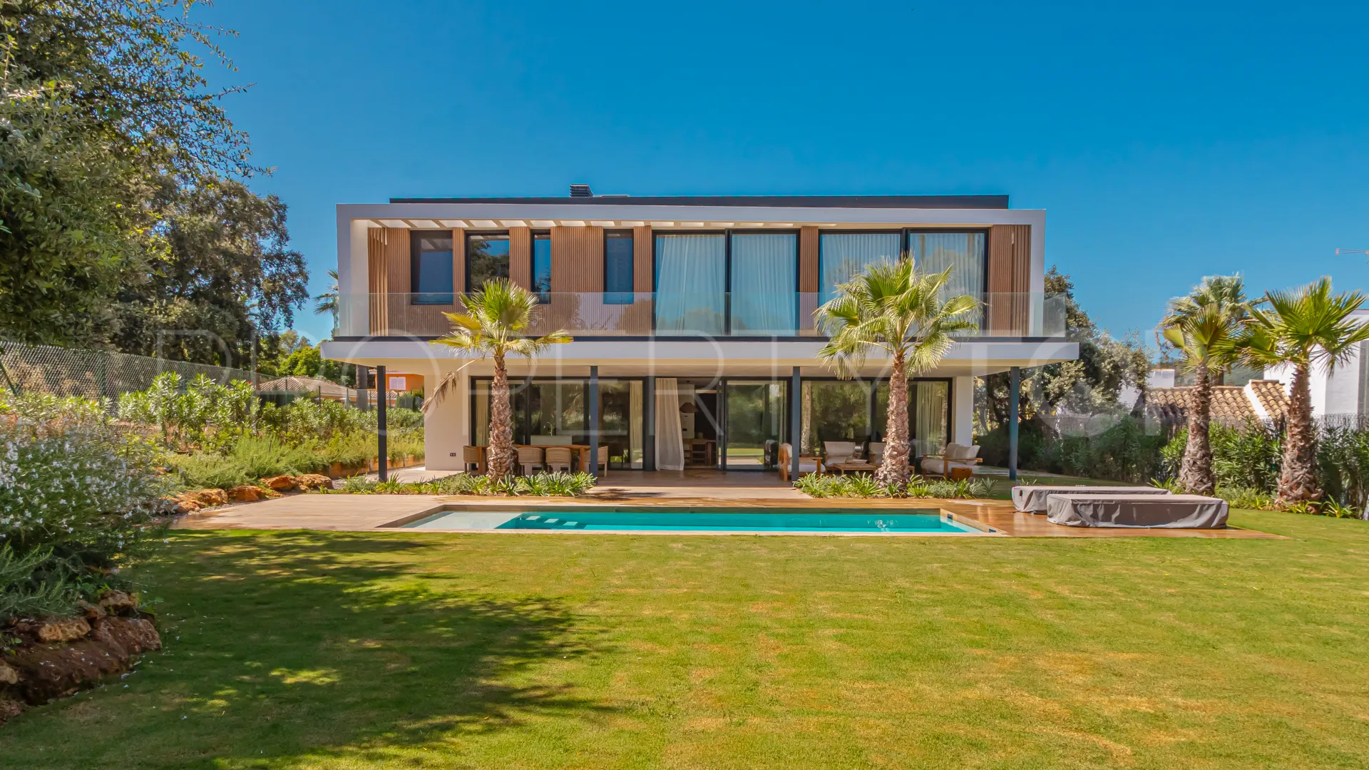 Villa for sale in Zona B with 5 bedrooms