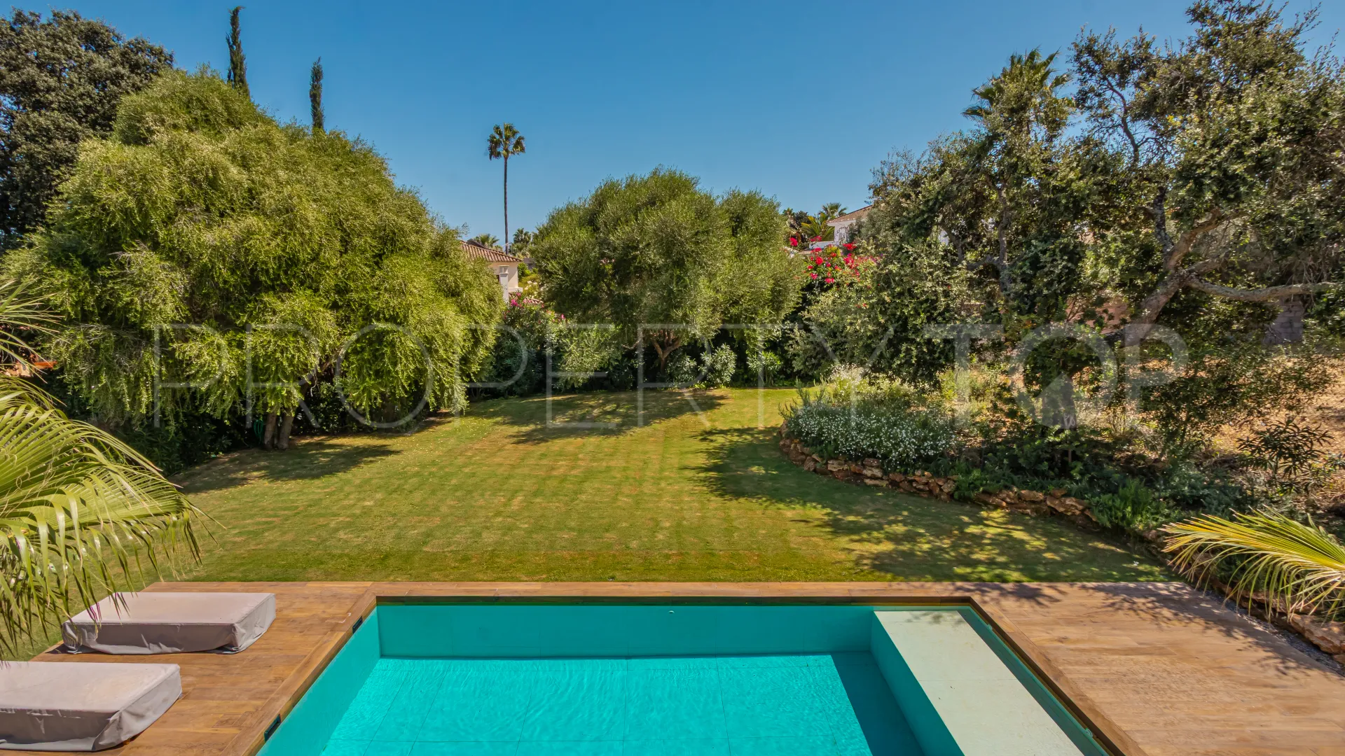 Villa for sale in Zona B with 5 bedrooms