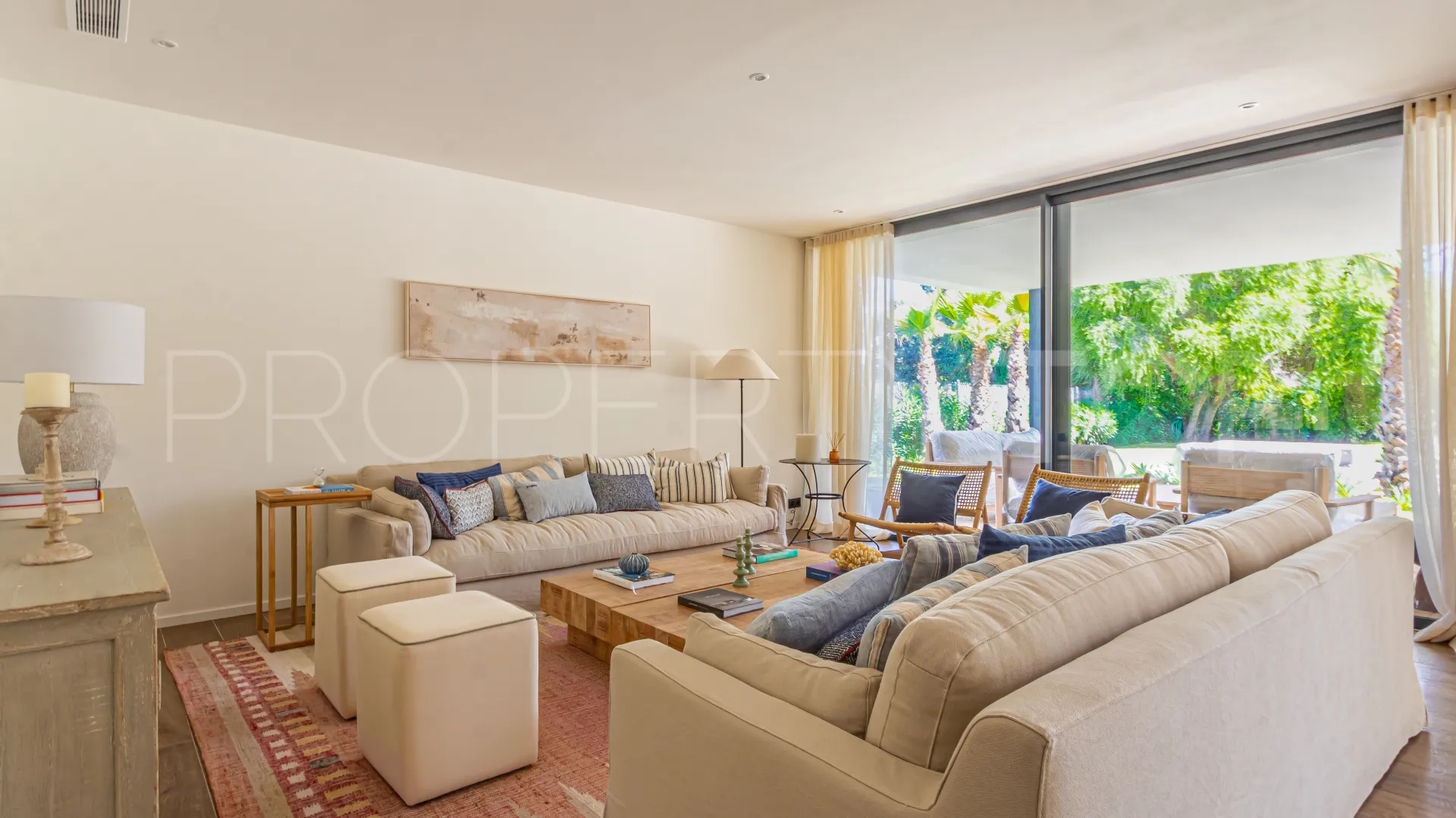 Villa for sale in Zona B with 5 bedrooms