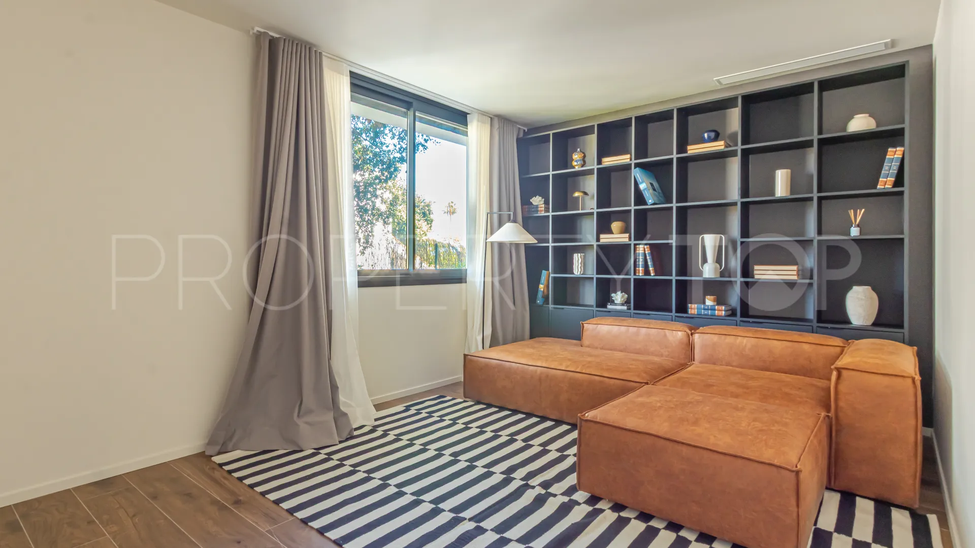 Villa for sale in Zona B with 5 bedrooms