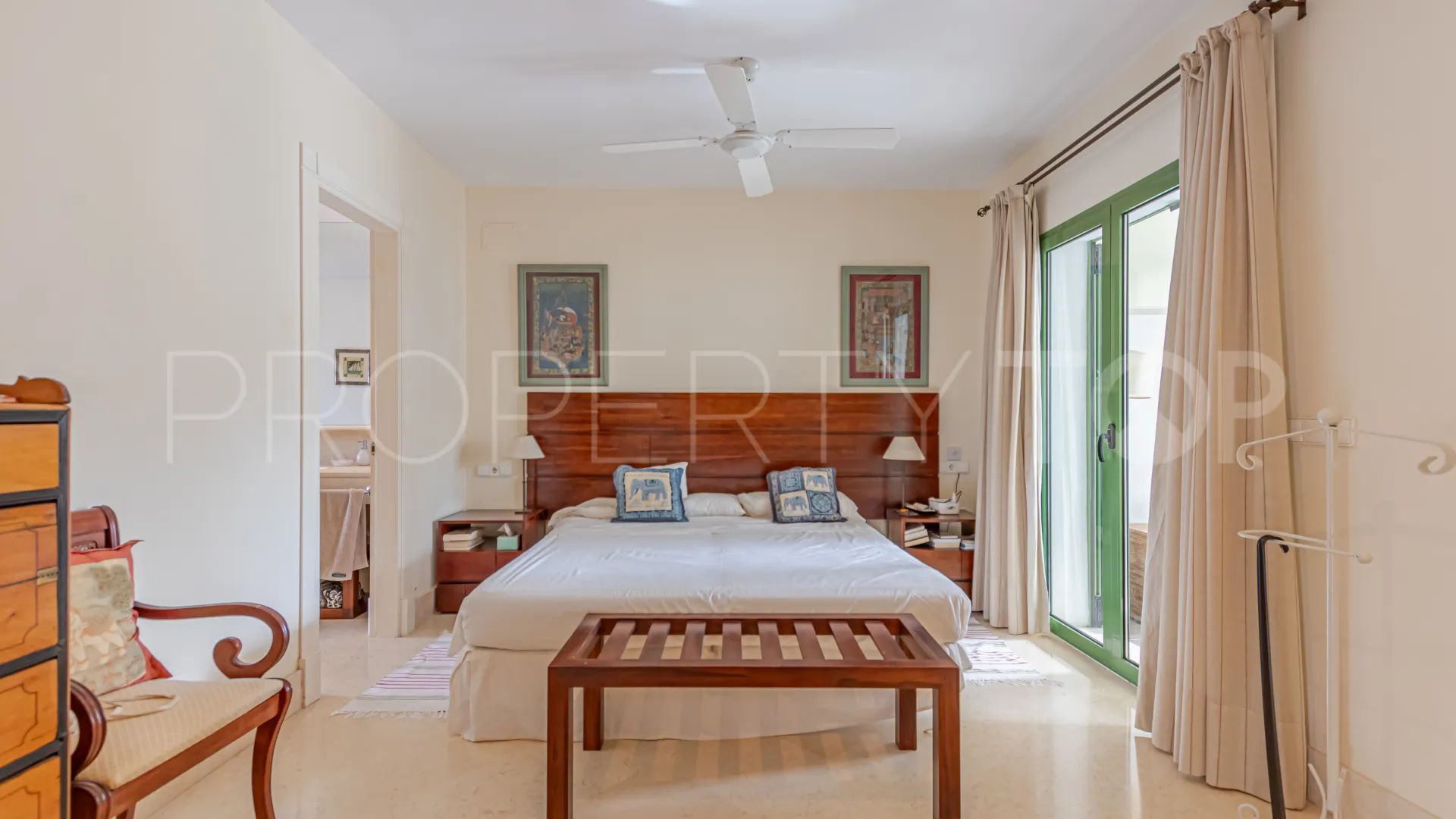 Jungla del Loro 5 bedrooms apartment for sale