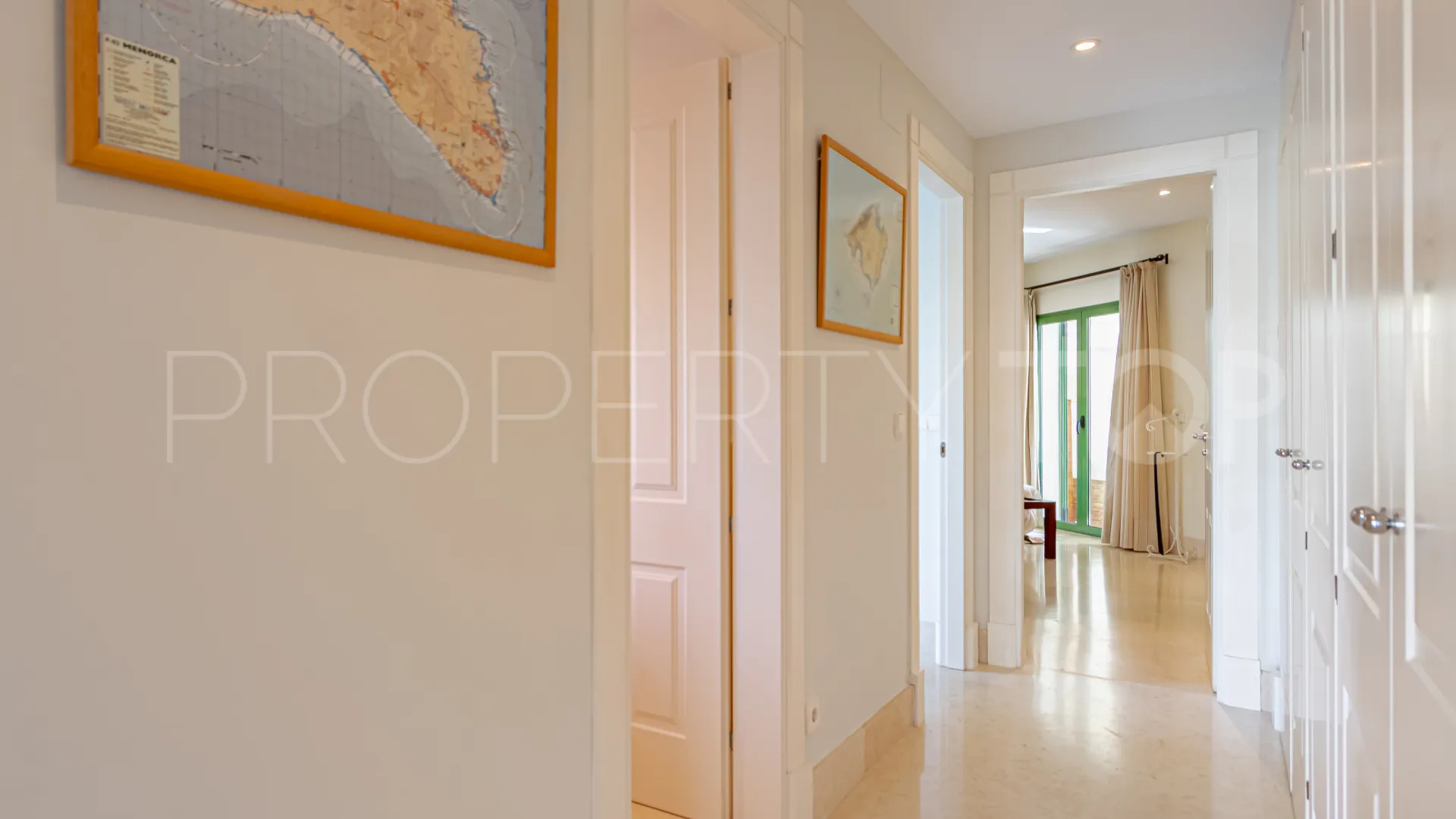 Jungla del Loro 5 bedrooms apartment for sale