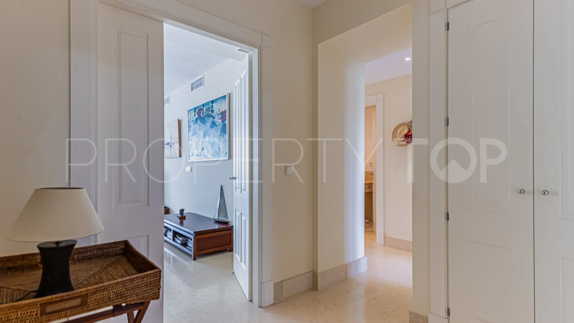 Jungla del Loro 5 bedrooms apartment for sale