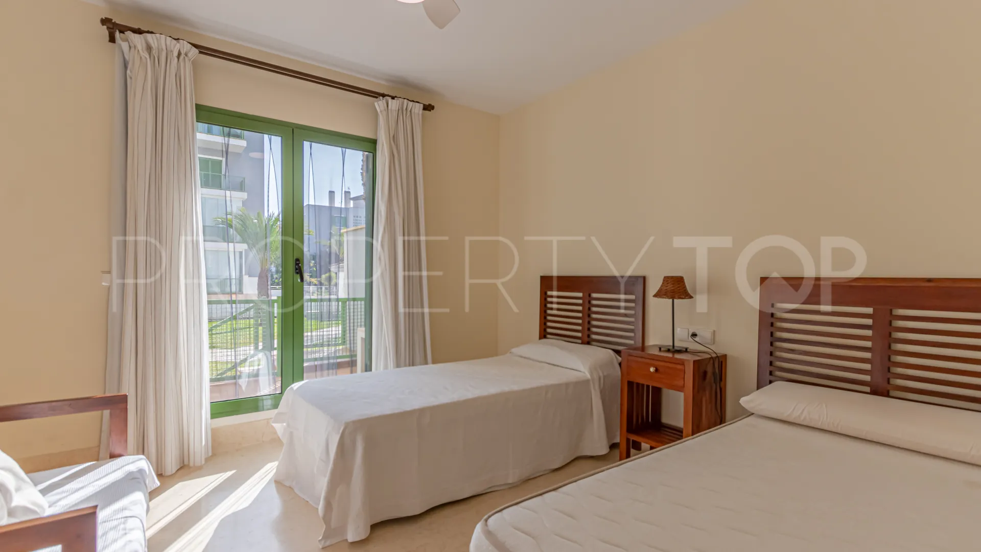 Jungla del Loro 5 bedrooms apartment for sale