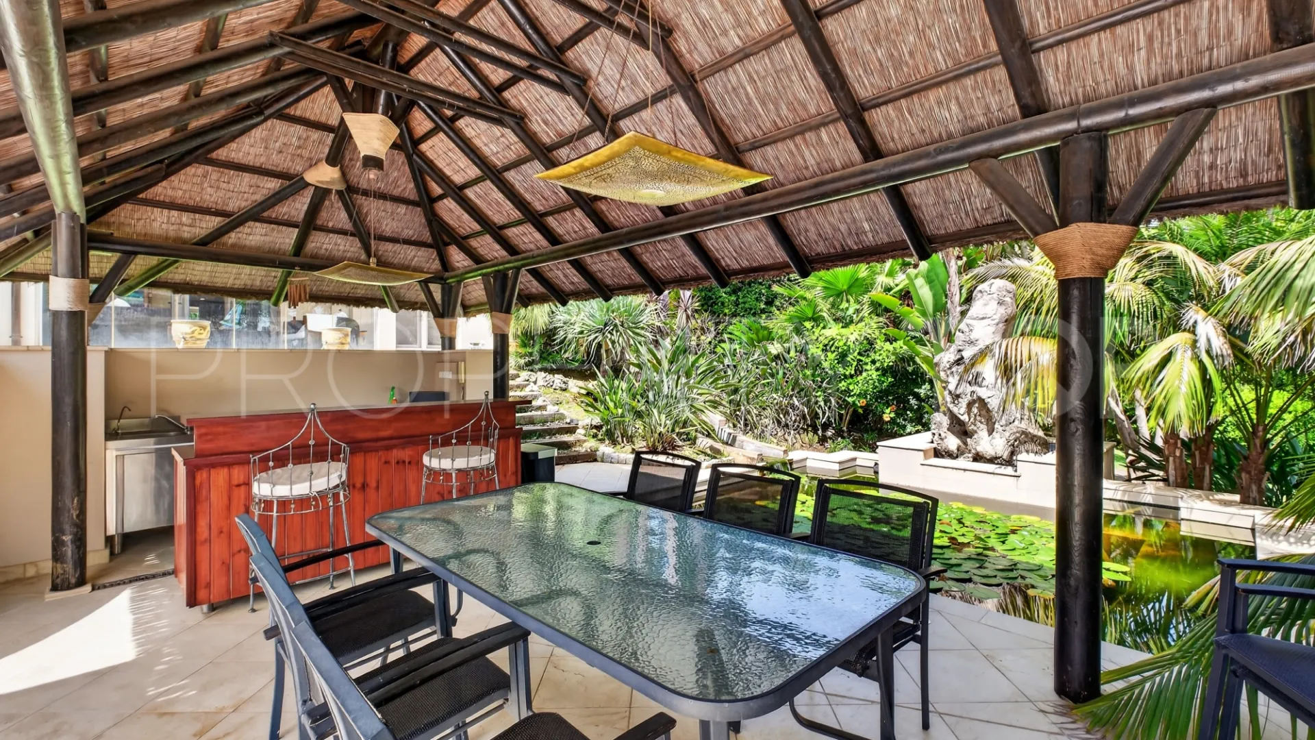 Villa for sale in Zona C with 7 bedrooms