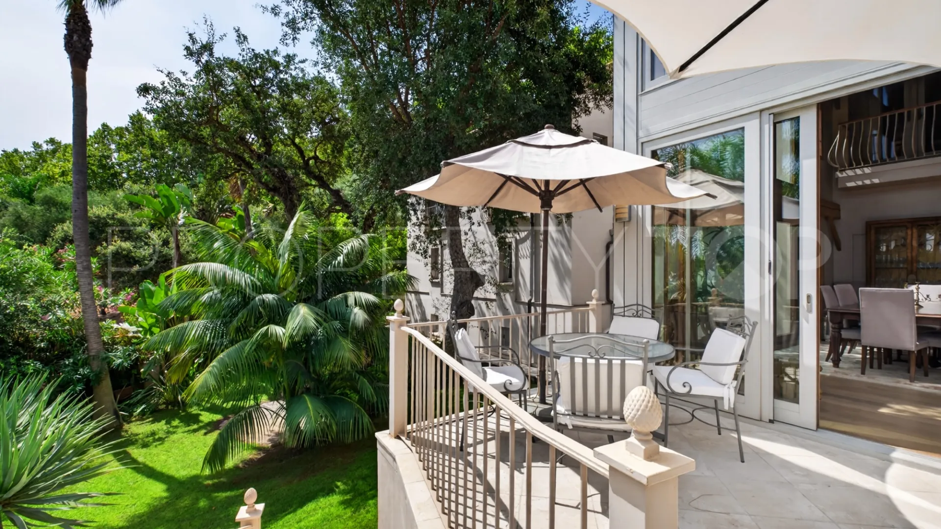 Villa for sale in Zona C with 7 bedrooms