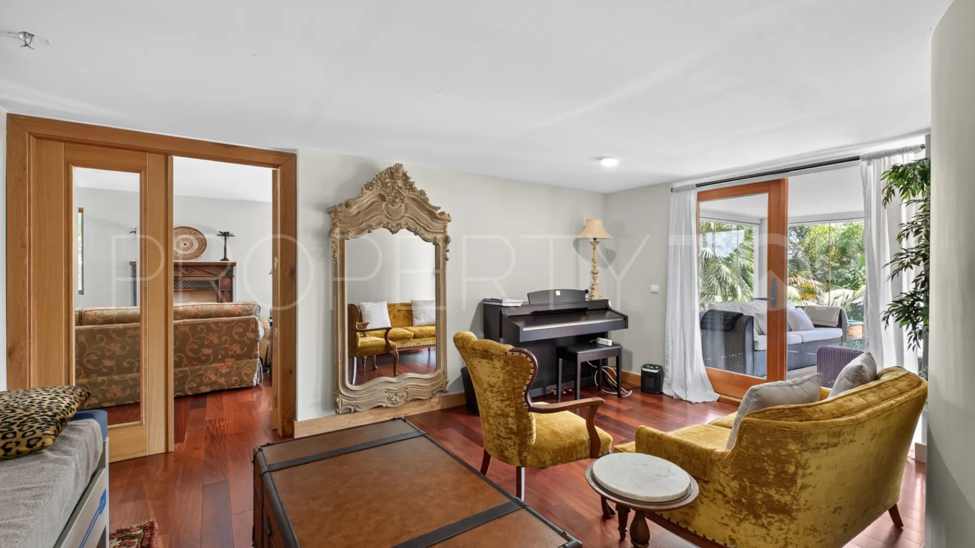 Villa for sale in Zona C with 7 bedrooms