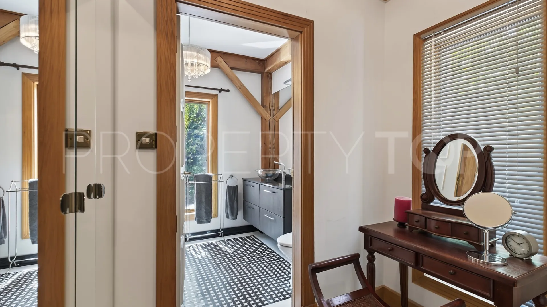 Villa for sale in Zona C with 7 bedrooms