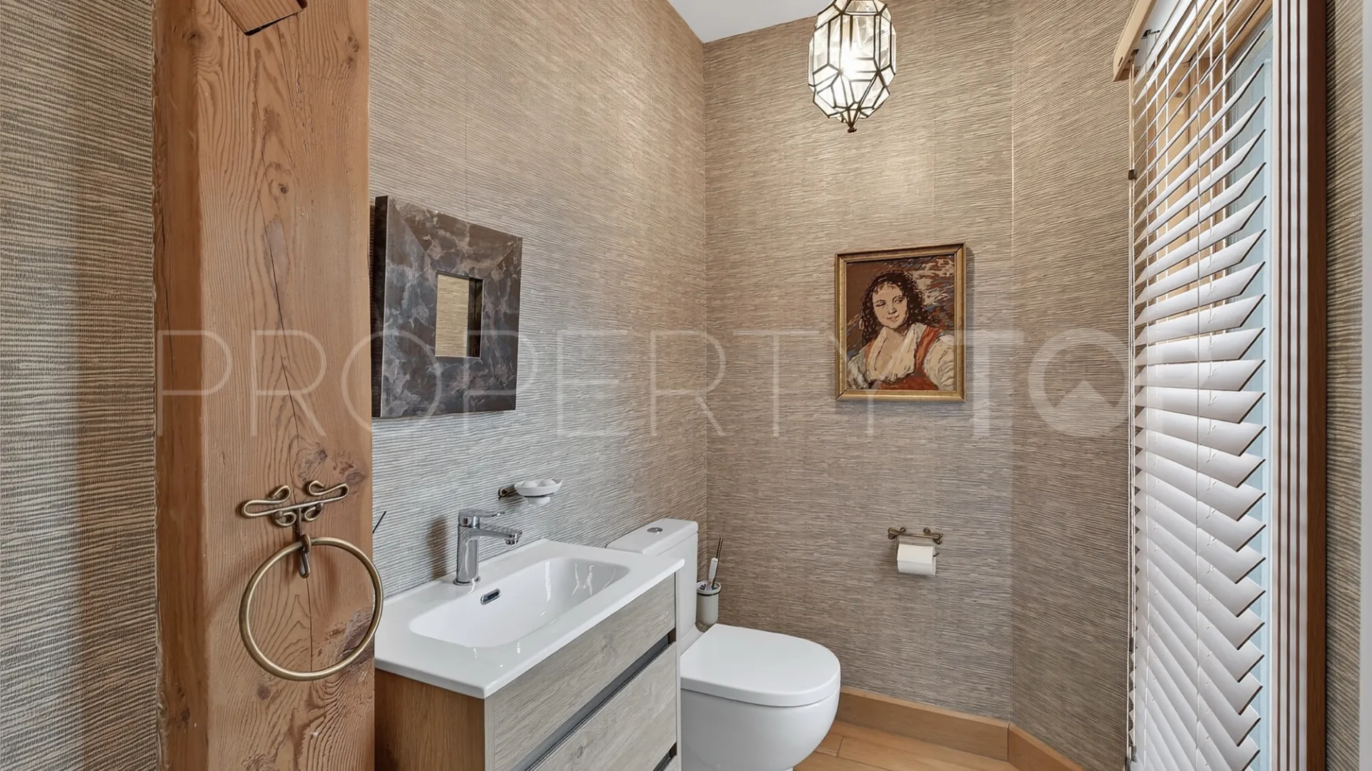 Villa for sale in Zona C with 7 bedrooms