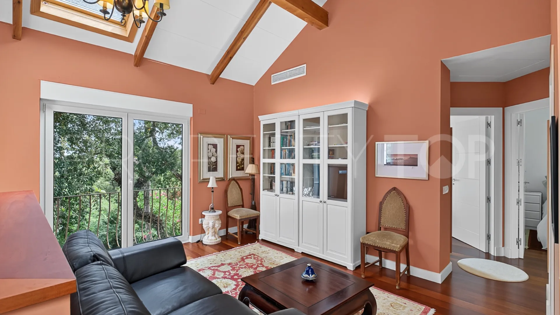 Villa for sale in Zona C with 7 bedrooms
