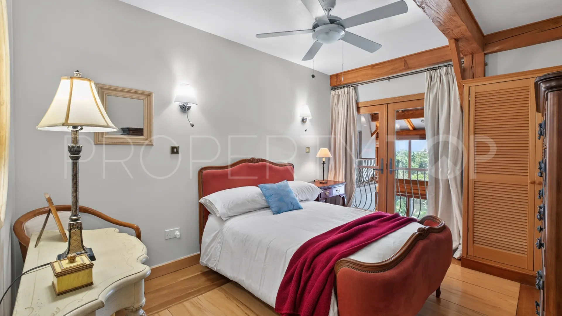 Villa for sale in Zona C with 7 bedrooms