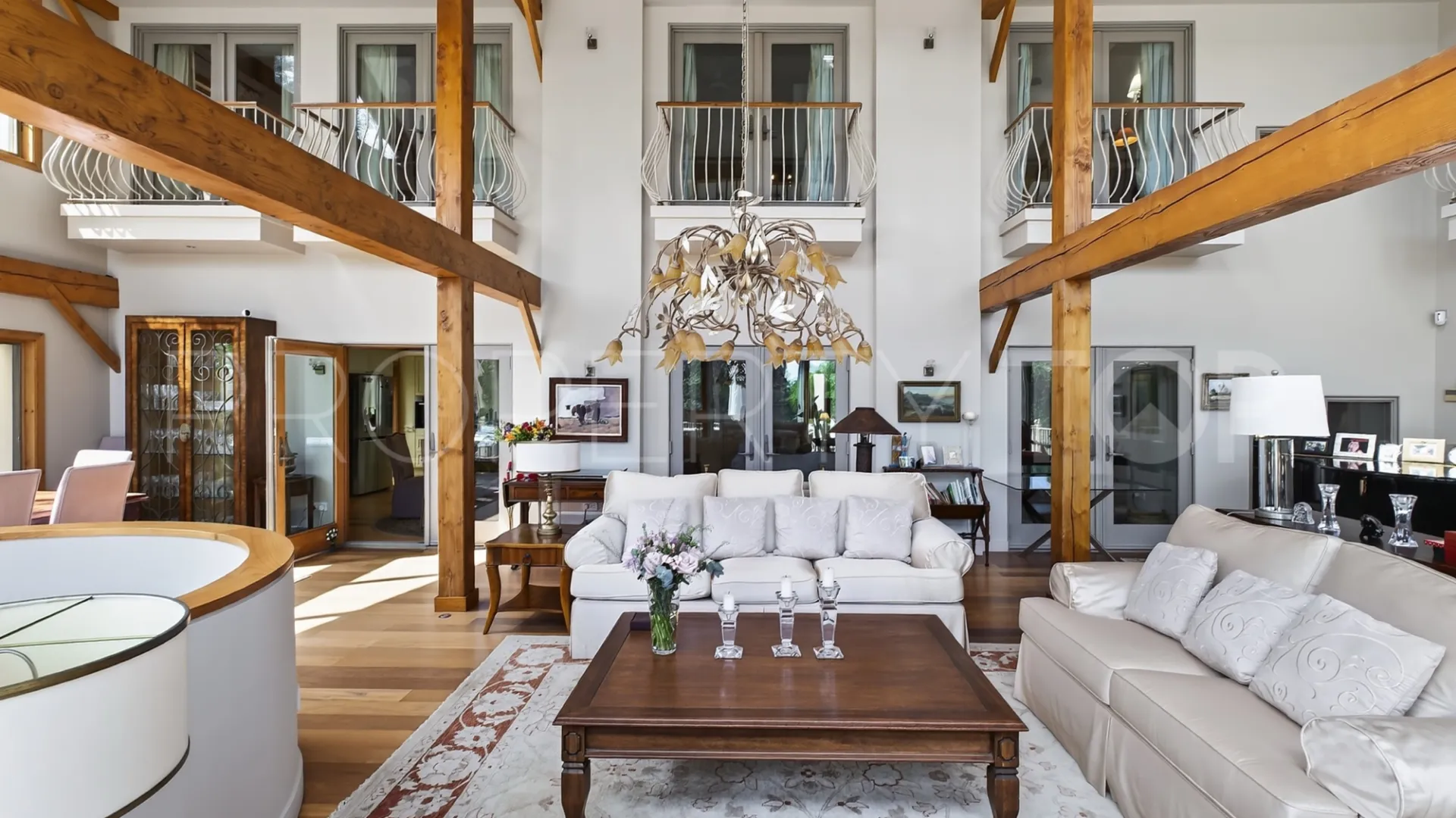 Villa for sale in Zona C with 7 bedrooms