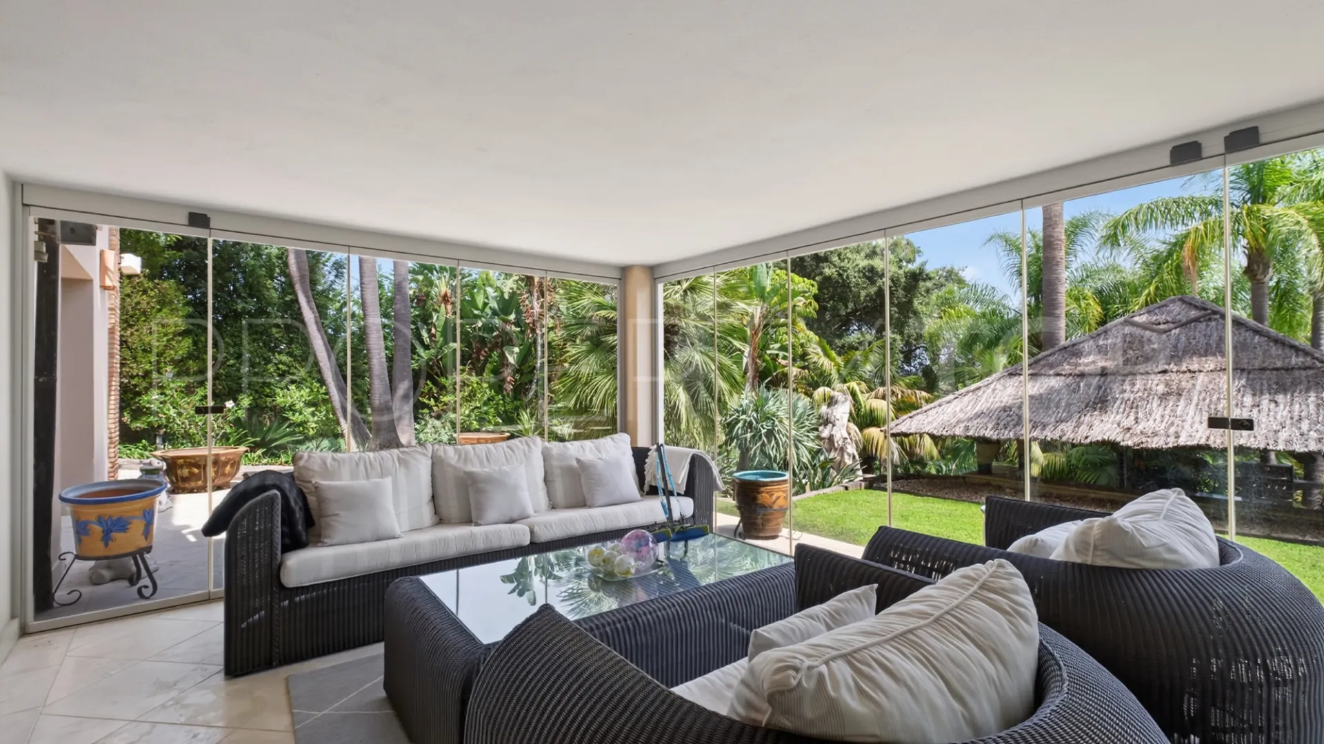 Villa for sale in Zona C with 7 bedrooms