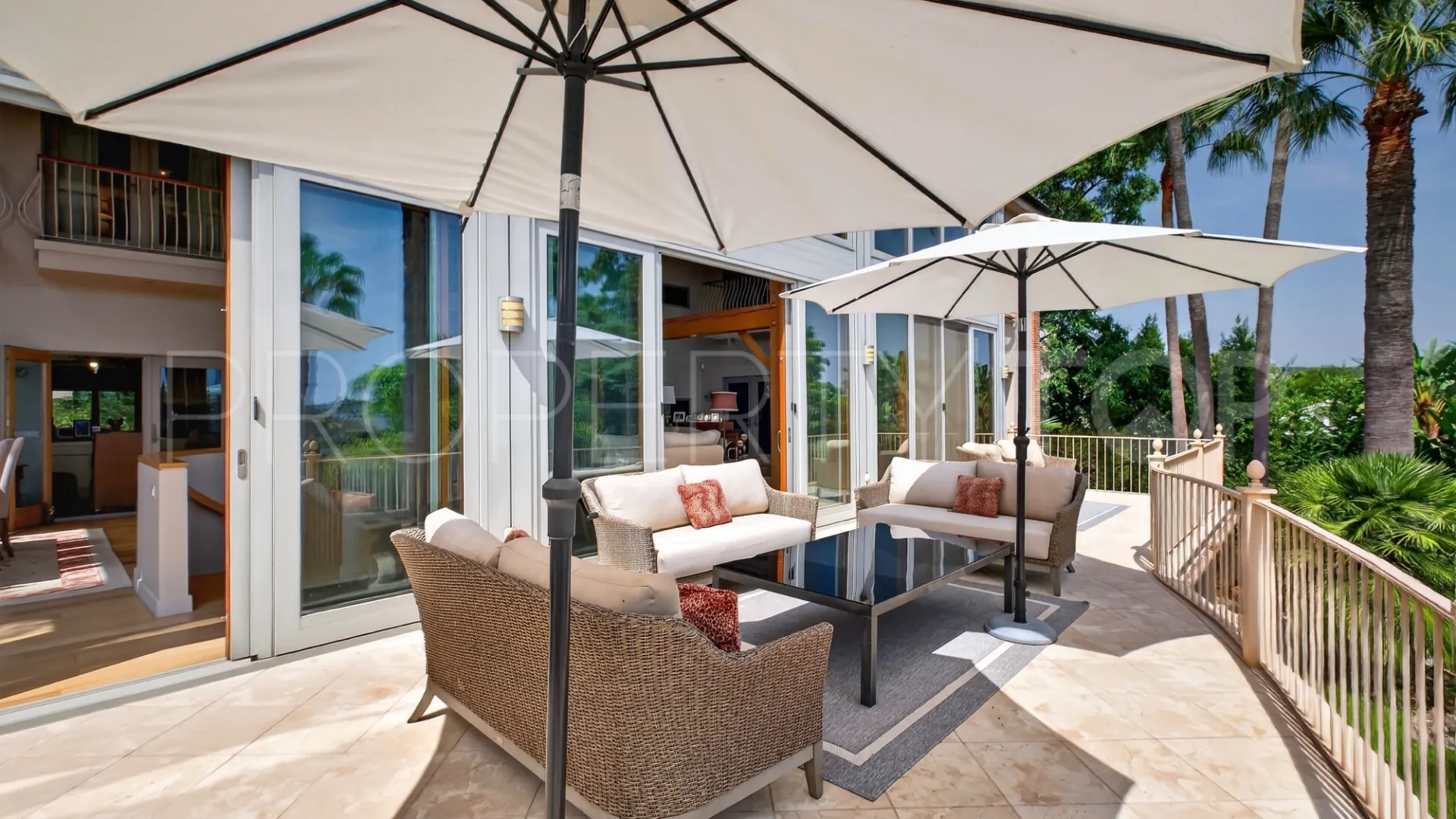 Villa for sale in Zona C with 7 bedrooms