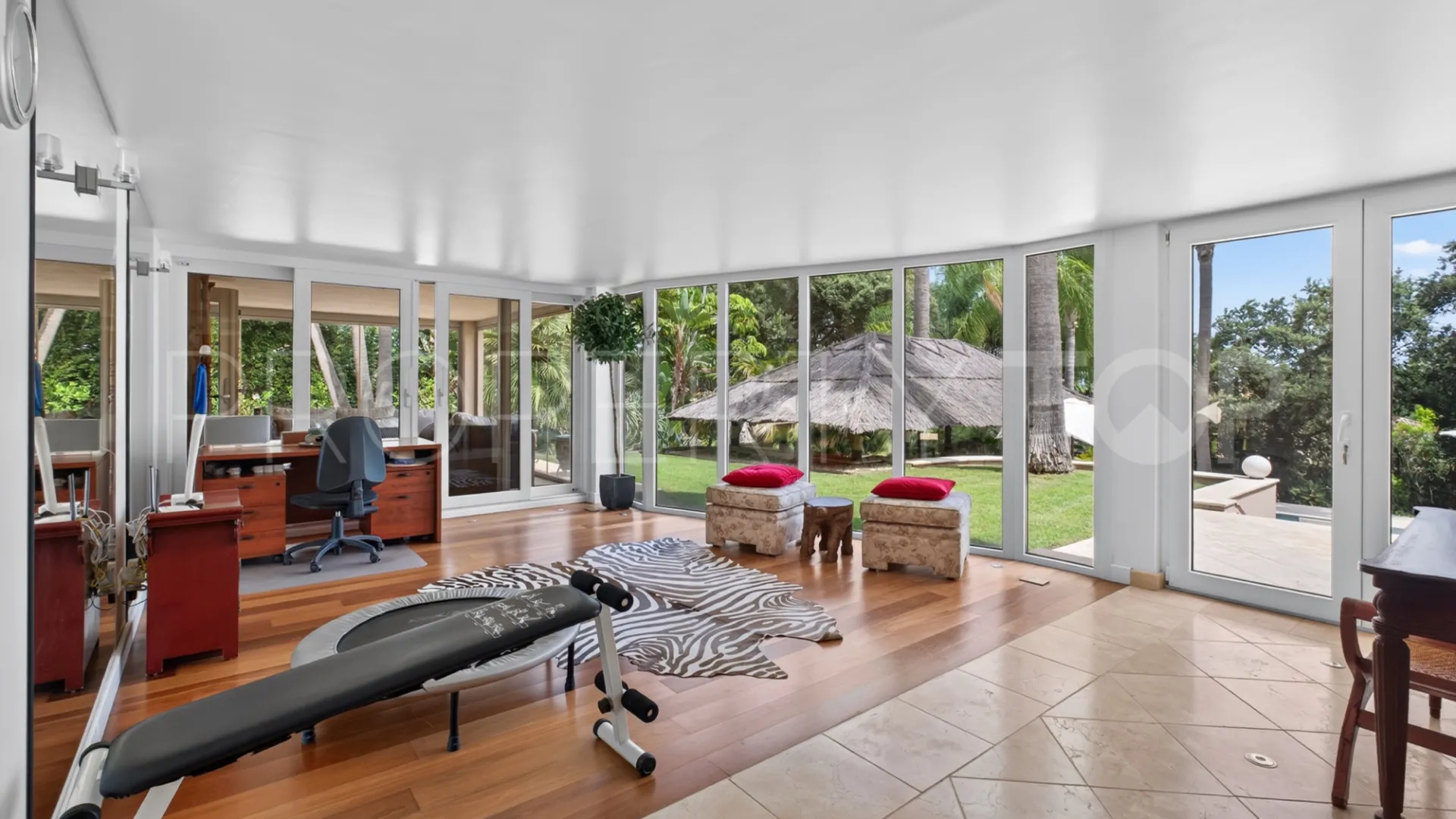 Villa for sale in Zona C with 7 bedrooms