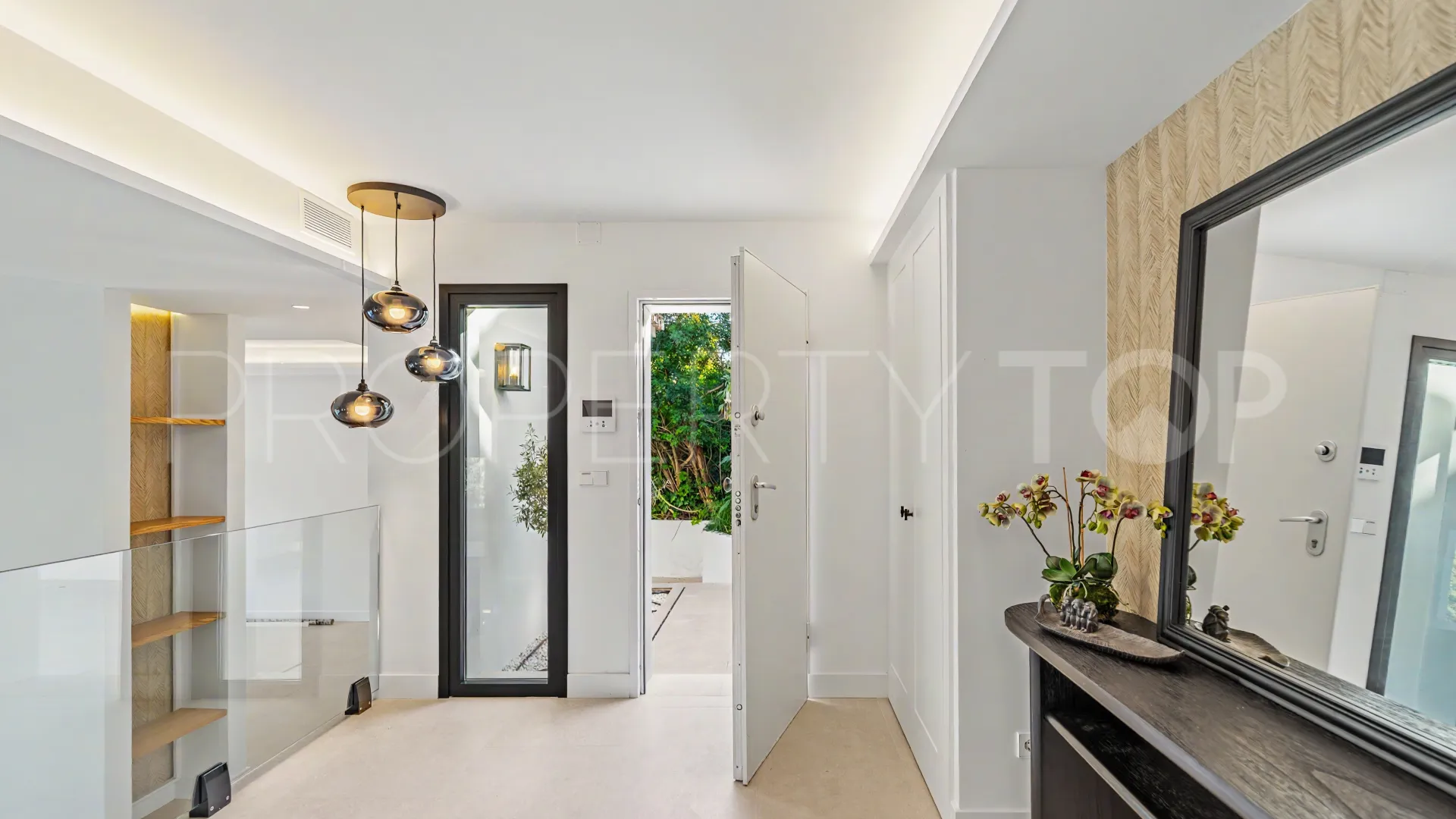 Zona B, villa con 5 dormitorios en venta