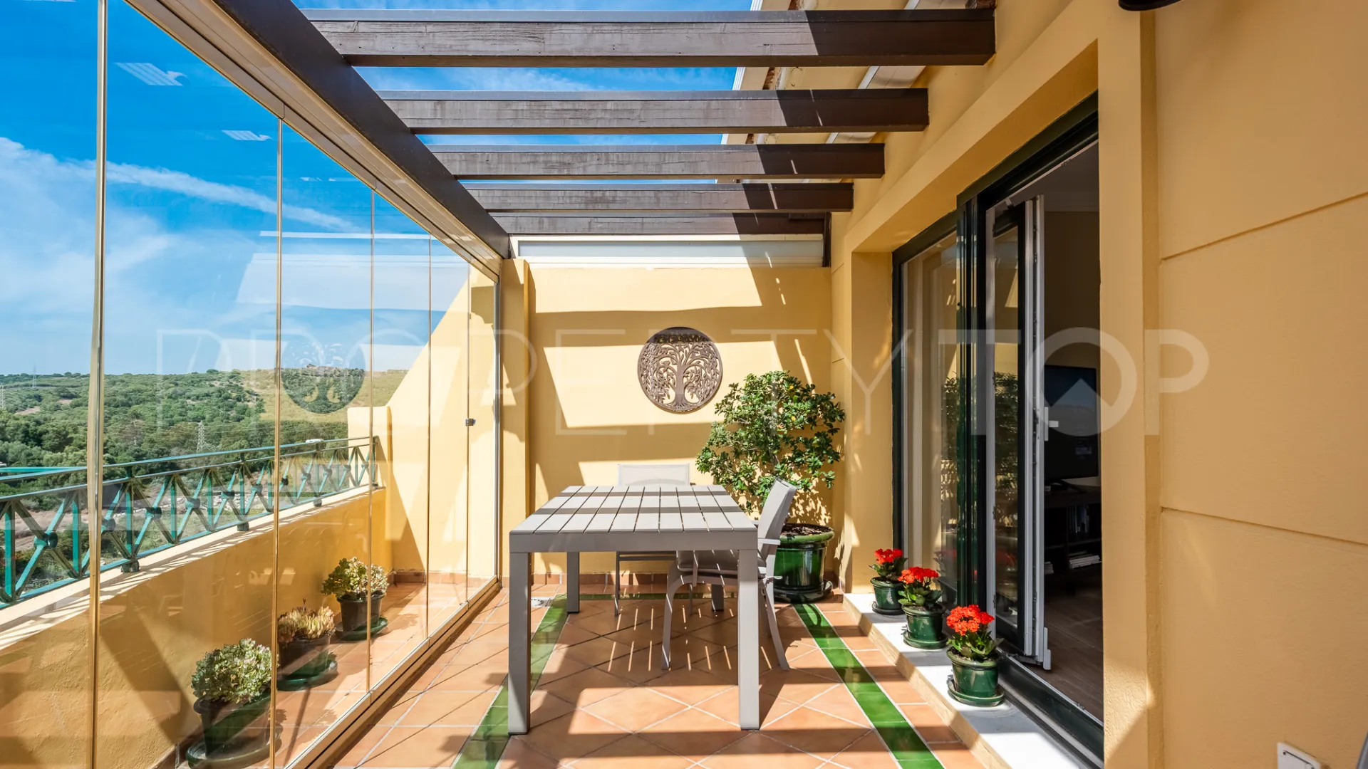 Apartamento con 2 dormitorios en venta en Los Gazules de Almenara