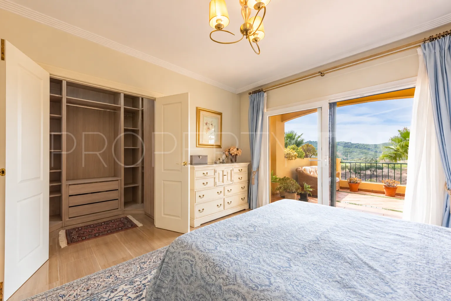 Apartamento con 2 dormitorios en venta en Los Gazules de Almenara