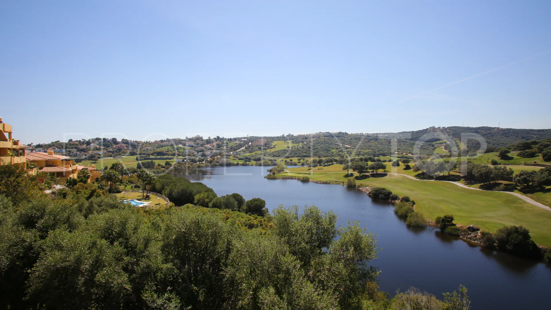 Apartamento con 2 dormitorios en venta en Los Gazules de Almenara