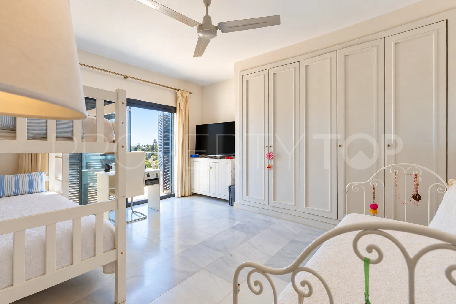 3 bedrooms apartment in El Polo de Sotogrande for sale